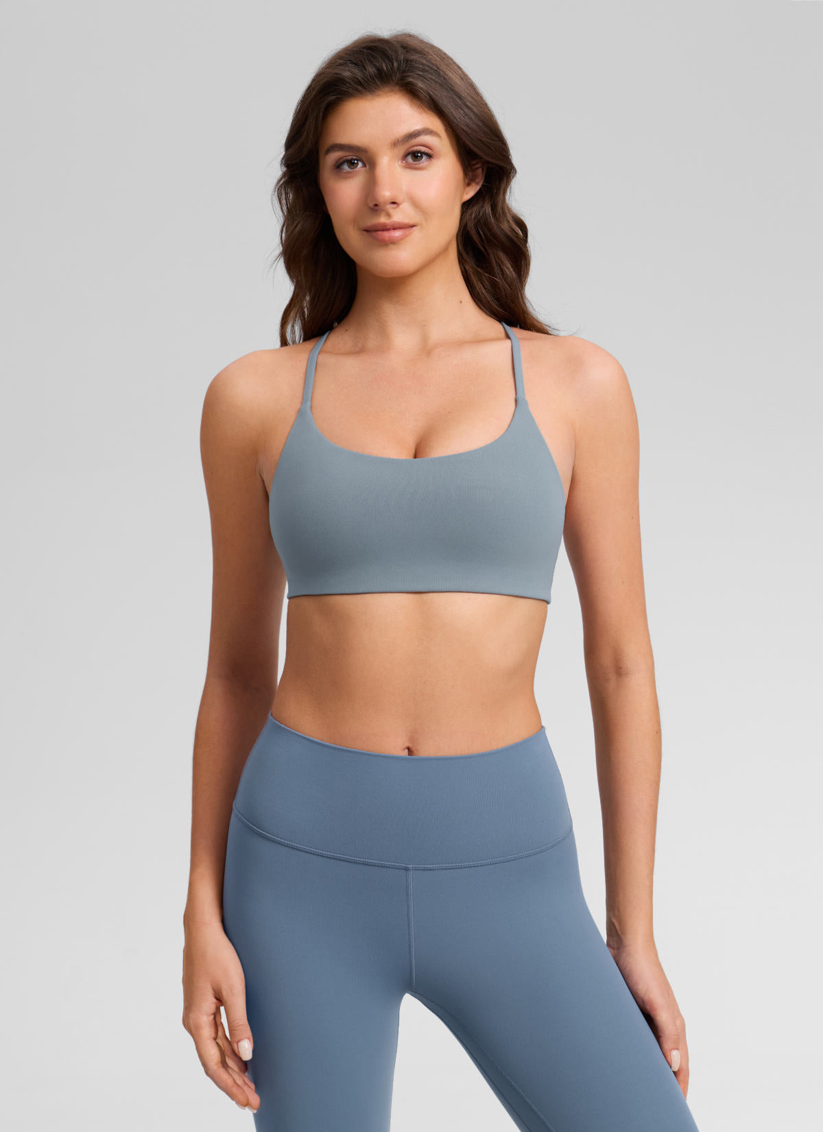 CRZ YOGA Bra Olahraga Wanita Butterlift® dengan Potongan Punggung V dan Lapisan Ganda, Warna Biru Belgia