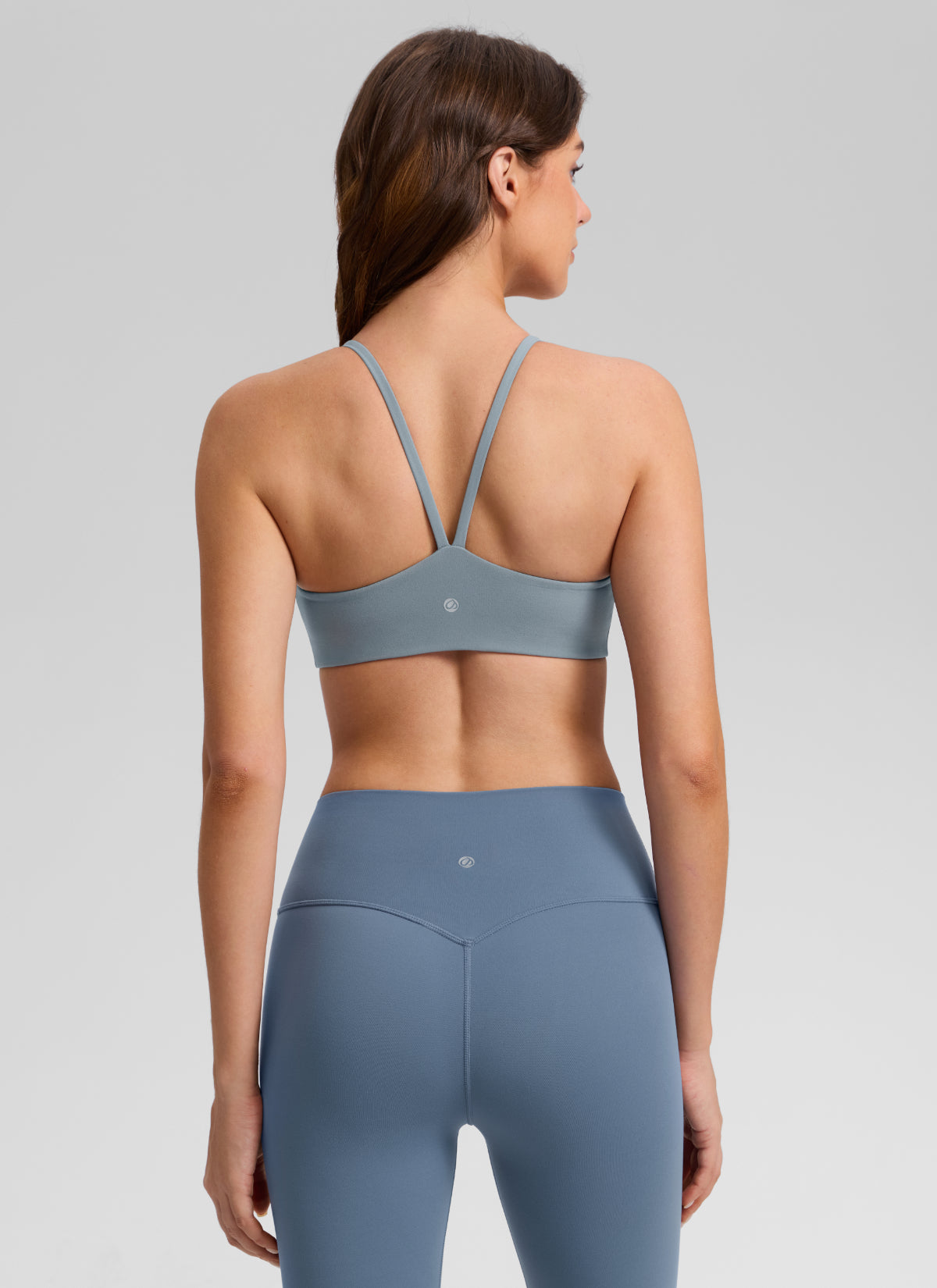 CRZ YOGA Bra Olahraga Wanita Butterlift® dengan Potongan Punggung V dan Lapisan Ganda, Warna Biru Belgia