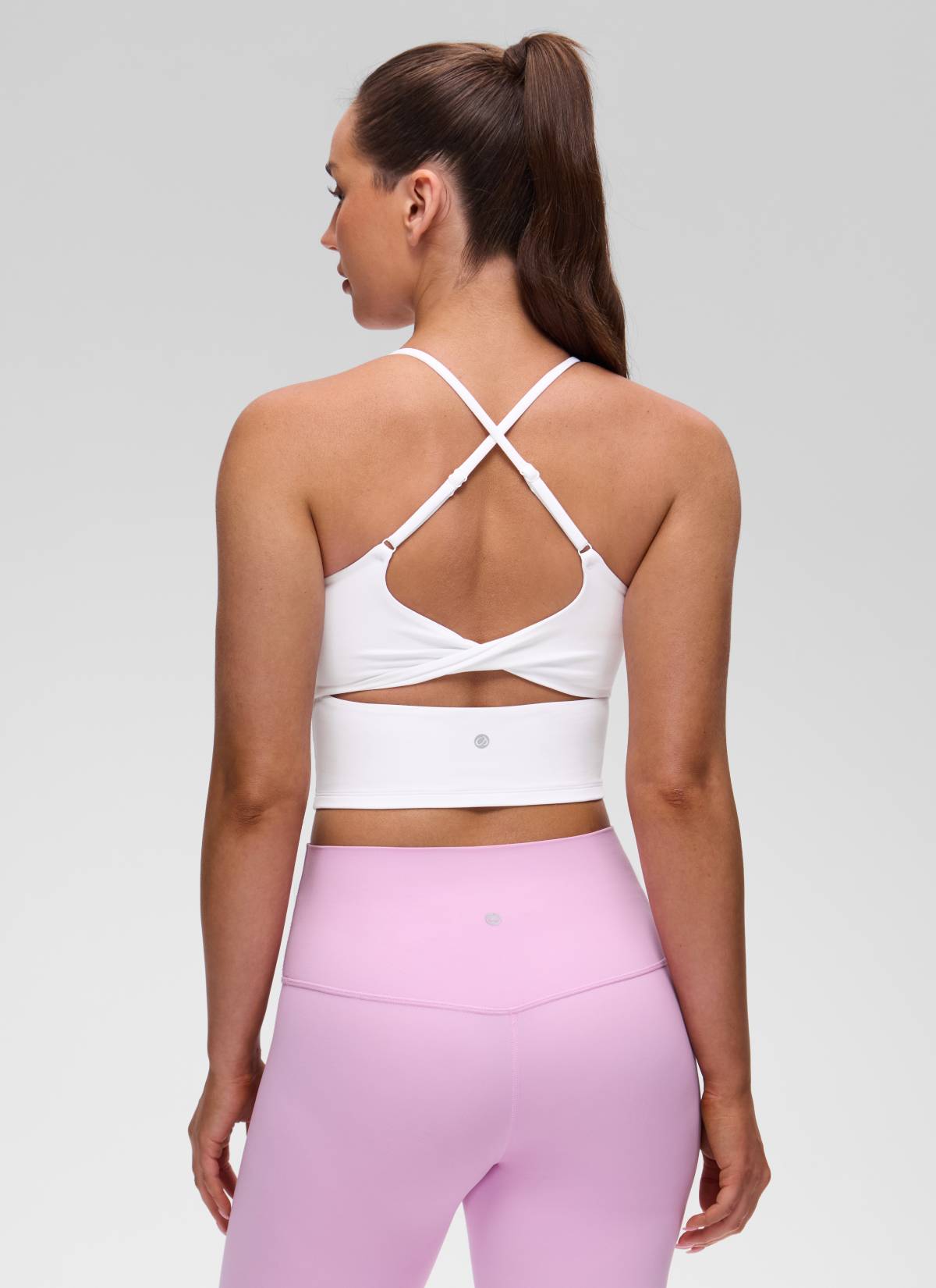 CRZ YOGA Kaos Tanktop Wanita dengan Leher U, Desain Punggung Silang Berputar, dan Bra Terintegrasi, Motif " Butterluxe ", Warna Putih