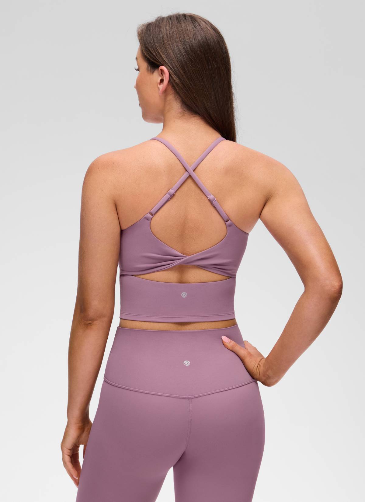 Butterluxe CRZ YOGA Tank Top Wanita dengan Leher U, Desain Punggung Silang Berputar, dan Bra Terintegrasi, Warna Lavender Muda