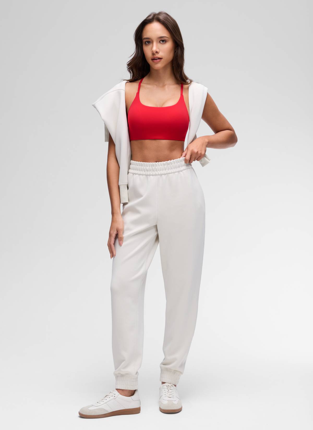 CRZ YOGA Bra Olahraga Wanita dengan Leher Bulat, Desain Twist, dan Punggung Silang untuk Yoga " Butterluxe " Warna Aurora Red