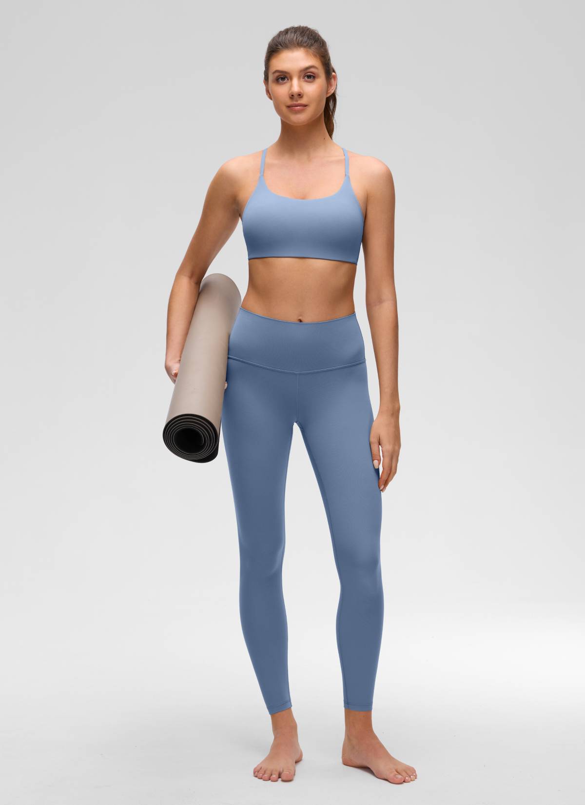 CRZ YOGA Bra Olahraga Wanita dengan Leher Bulat, Desain Twist, dan Punggung Silang " Butterluxe " dari Denim Cuci