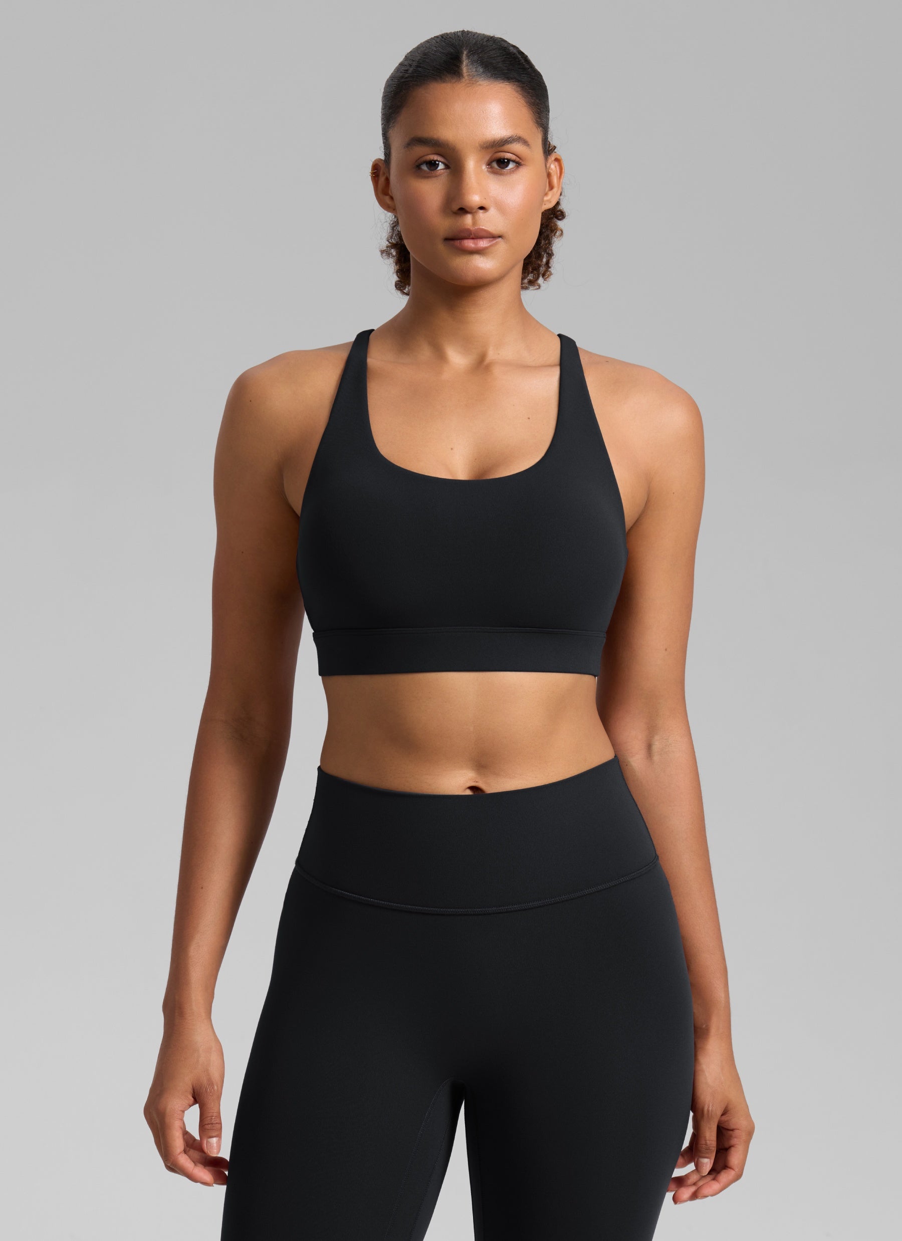 CRZ YOGA Bra Olahraga Wanita Butterlift® untuk Latihan, Leher Bulat, Punggung Silang, Warna Hitam