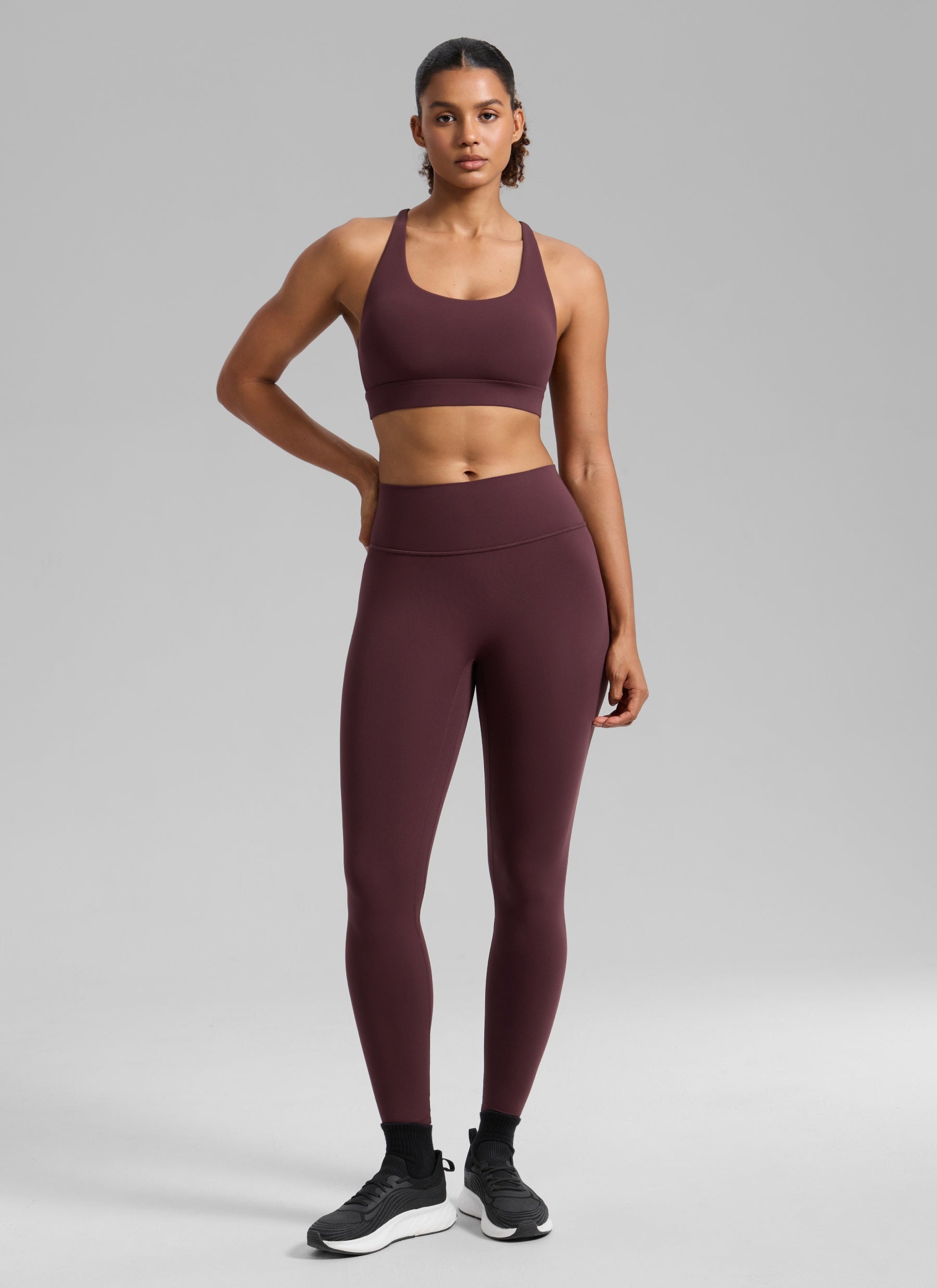 CRZ YOGA Bra Olahraga Wanita Butterlift® untuk Latihan, Leher Bulat, Punggung Silang, Warna Ripe Plum