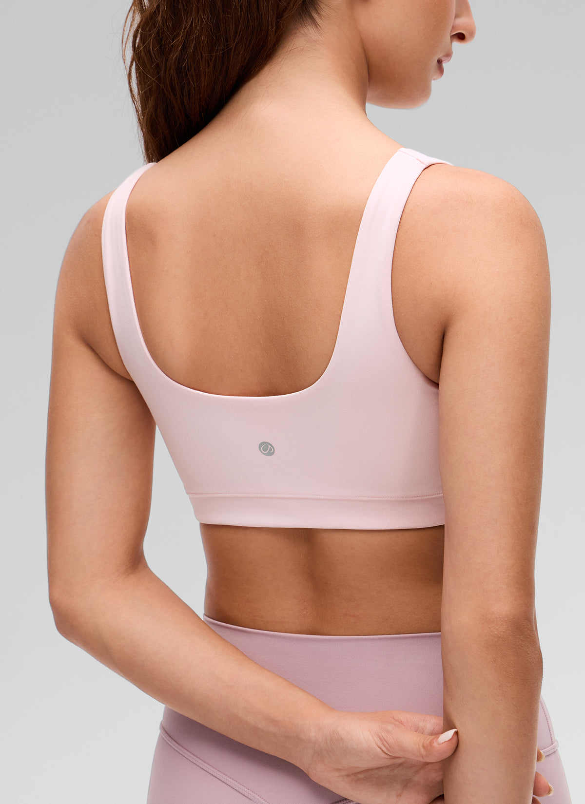 CRZ YOGA Bra Olahraga Wanita dengan Punggung Terbuka ( Butterluxe ) Dukungan Ringan, Warna Merah Muda Stroberi