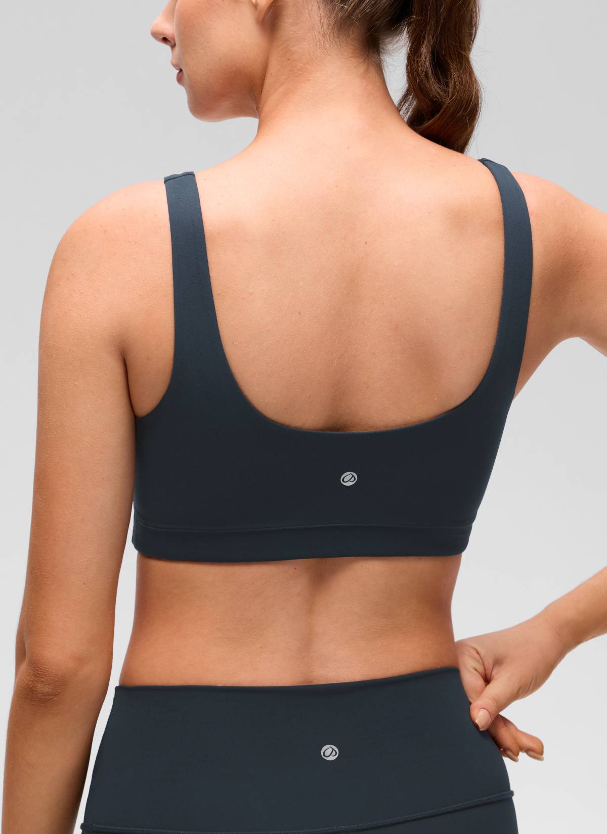 CRZ YOGA Bra Olahraga Wanita dengan Punggung Terbuka ( Butterluxe ) Dukungan Ringan, Warna True Navy