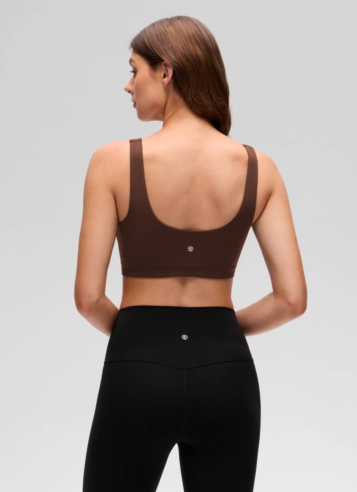 CRZ YOGA Bra Olahraga Wanita dengan Punggung Terbuka ( Butterluxe ) Dukungan Ringan, Warna Lava Brown