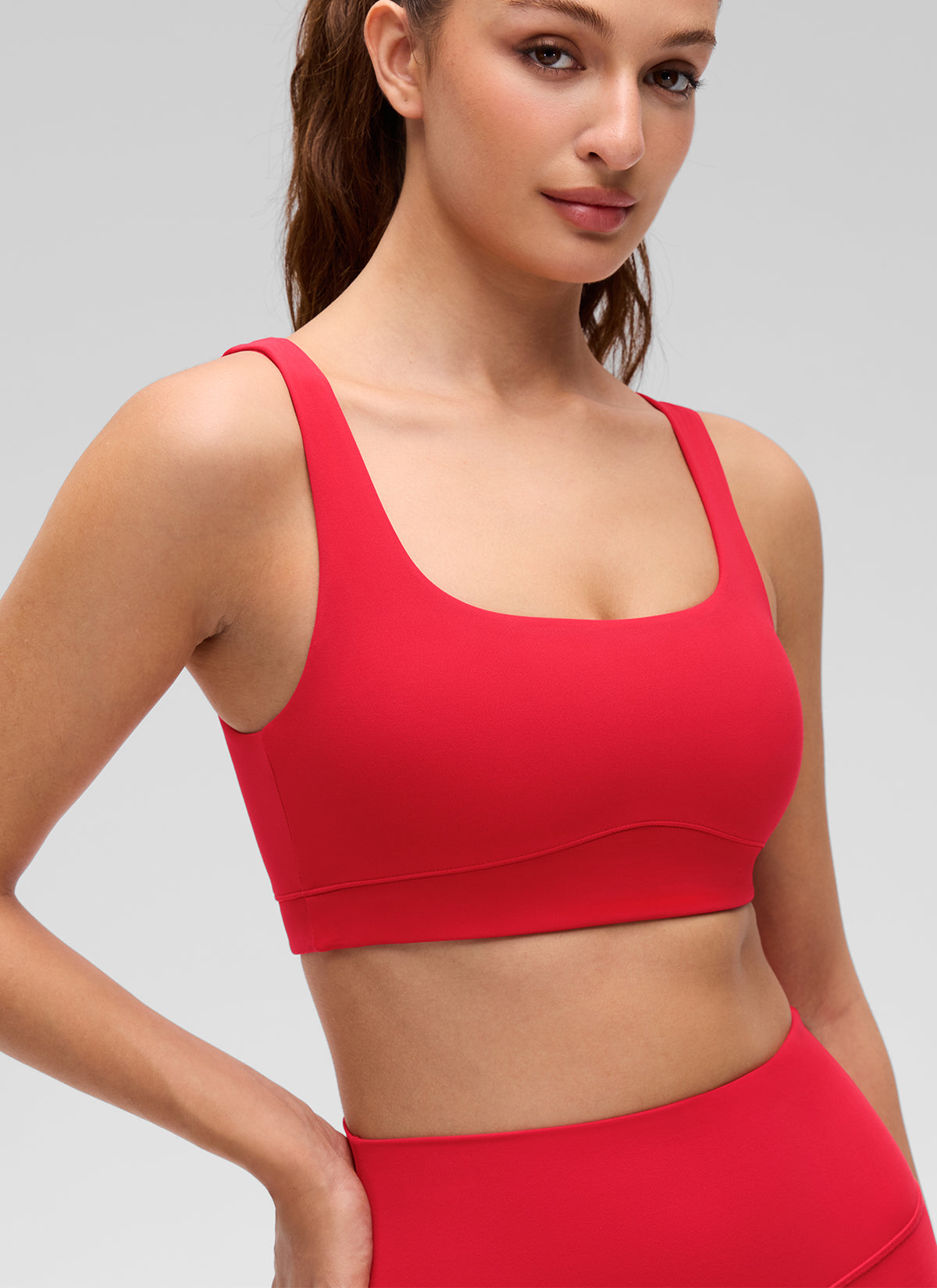 CRZ YOGA Bra Olahraga Wanita dengan Punggung Terbuka ( Butterluxe ) Dukungan Ringan Warna Merah Aurora