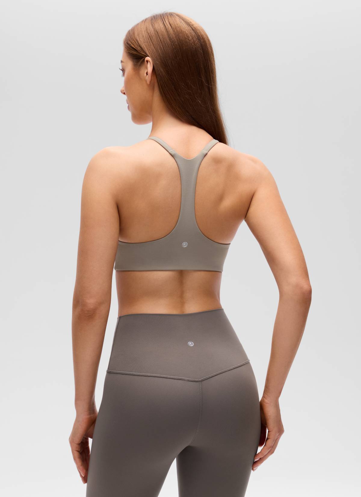 CRZ YOGA Bra Olahraga Butterluxe Wanita Leher V Punggung Racerback Tali Tipis Warna Warm Ash Grey