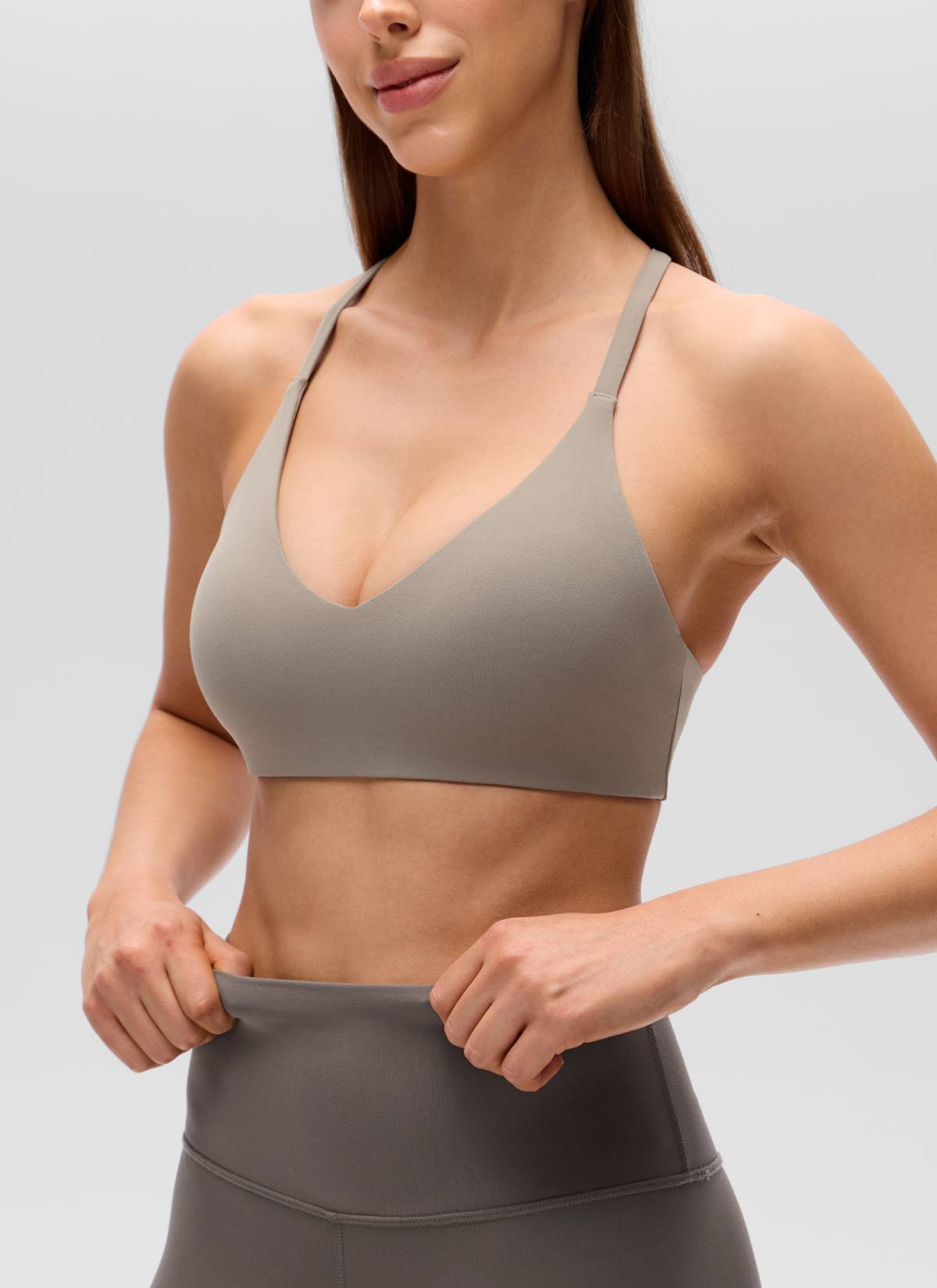 CRZ YOGA Bra Olahraga Butterluxe Wanita Leher V Punggung Racerback Tali Tipis Warna Warm Ash Grey