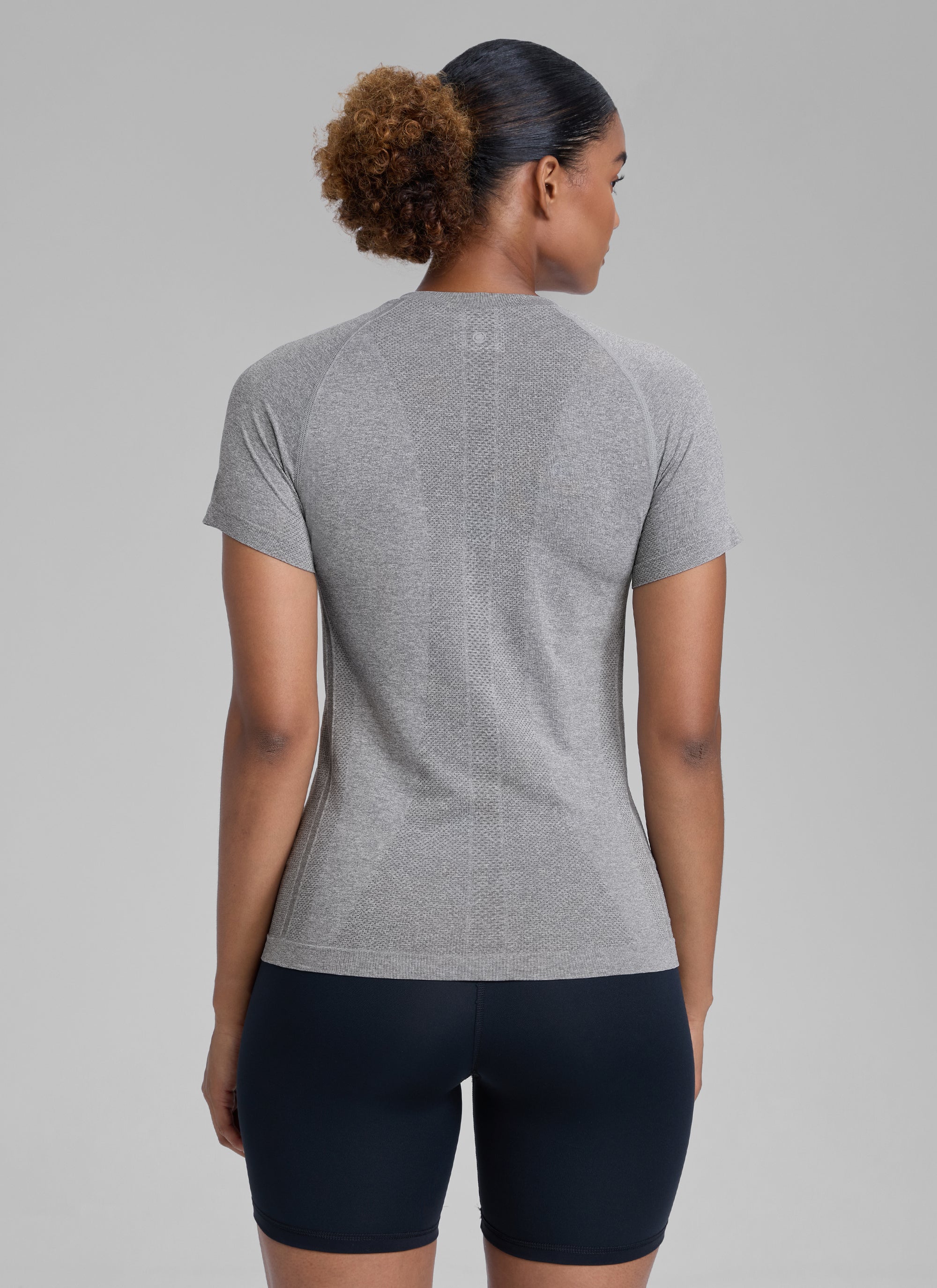 CRZ YOGA Kaos Lari Wanita Model Klasik Seamless Lengan Pendek Warna Abu-abu Bercorak
