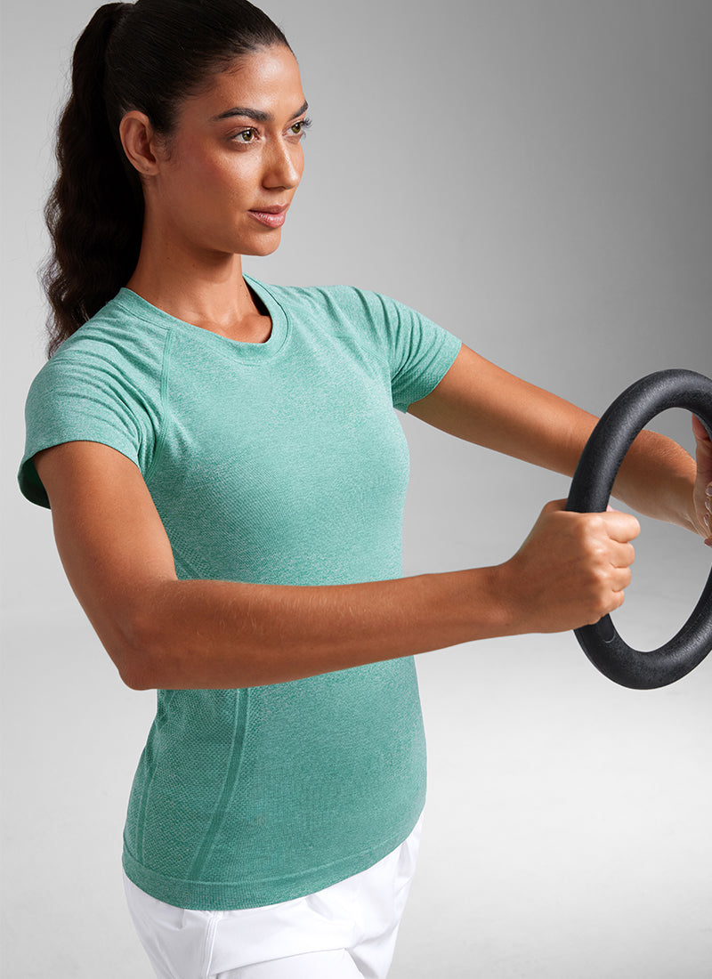 CRZ YOGA Kaos Lari Wanita Model Klasik Seamless , Lengan Pendek, Warna Cascadia Green
