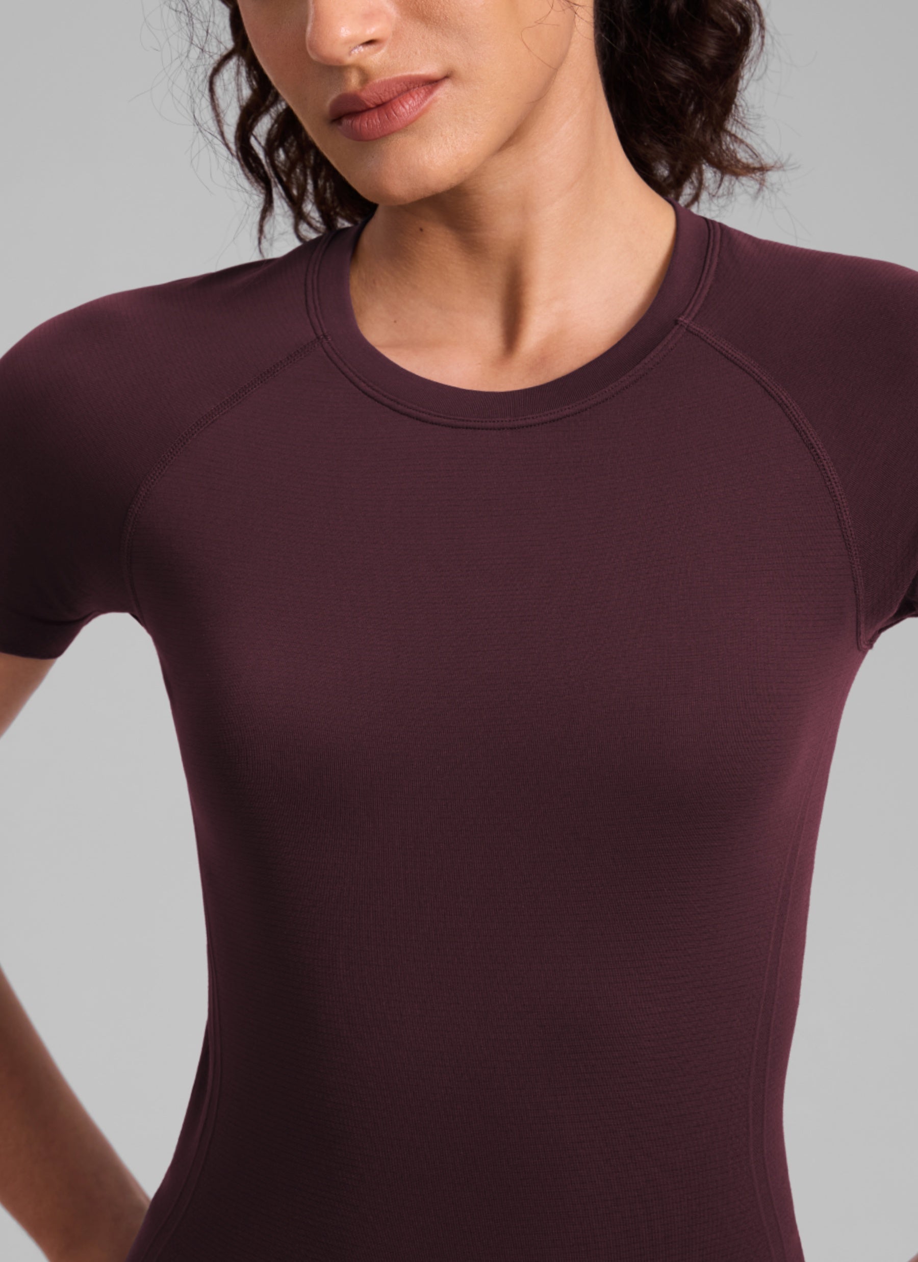 CRZ YOGA Kaos Lari Wanita Model Klasik Seamless , Lengan Pendek, Warna Ripe Plum