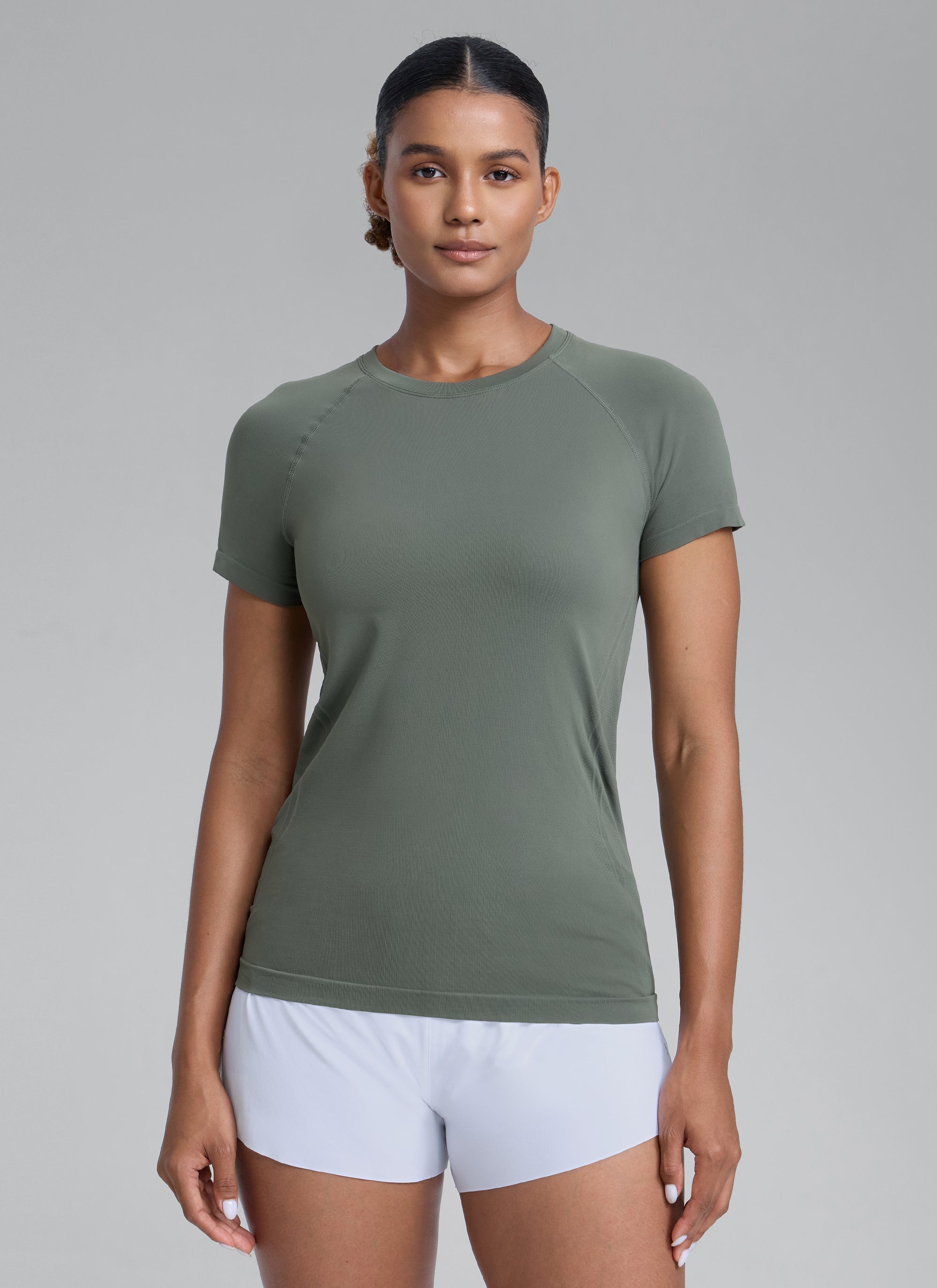 CRZ YOGA Kaos Lari Wanita Model Klasik Seamless , Lengan Pendek, Warna Abu-abu Sage