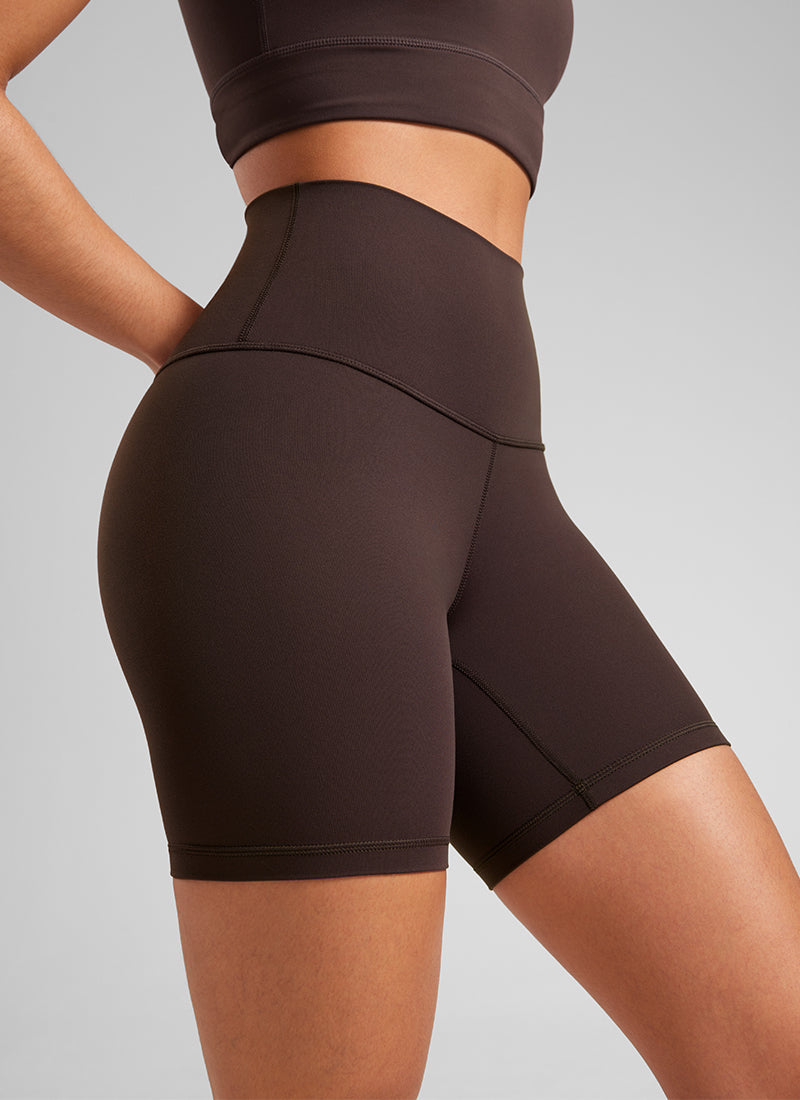 CRZ YOGA Celana Pendek Biker Yoga Wanita dengan Pinggang Tinggi, Celana Pendek " Butterluxe " 6 inci, Warna Hot Fudge Brown