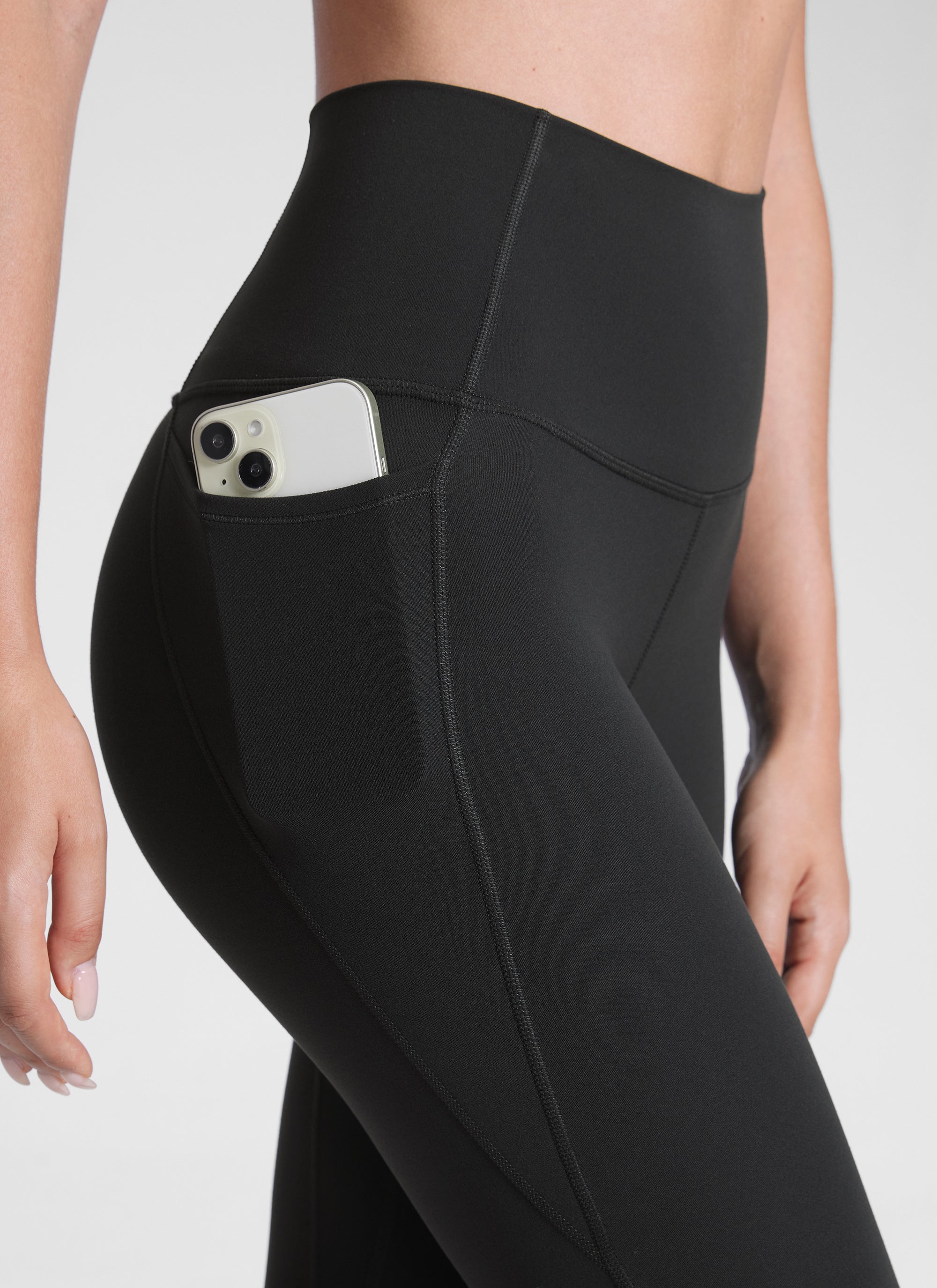 CRZ YOGA Legging Yoga Wanita Model High-Rise dengan Saku " Butterluxe " 25 inci, Warna Hitam