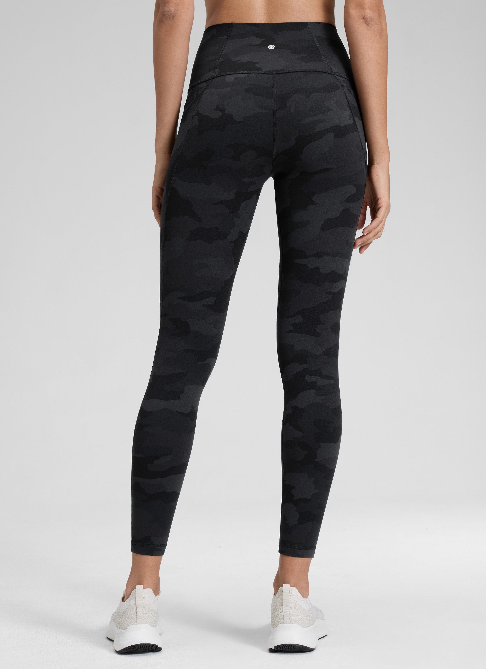 CRZ YOGA Legging Yoga Wanita Model High-Rise dengan Saku " Butterluxe " 25'' Motif Kamuflase Abu-abu Gelap 2