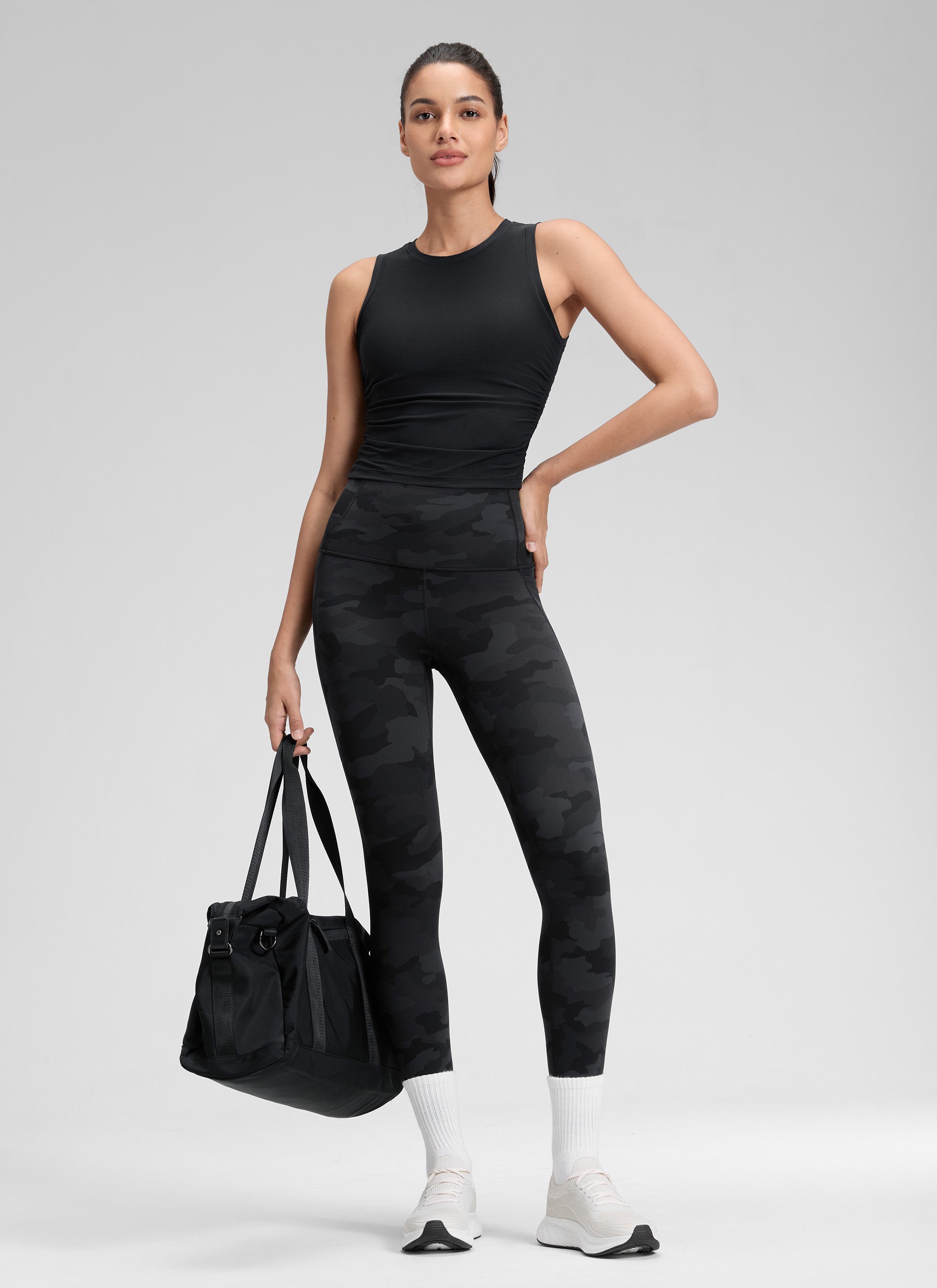 CRZ YOGA Legging Wanita Yoga Lounge High Rise dengan Saku " Butterluxe " 25'' Abu-abu Gelap Motif Kamuflase 2