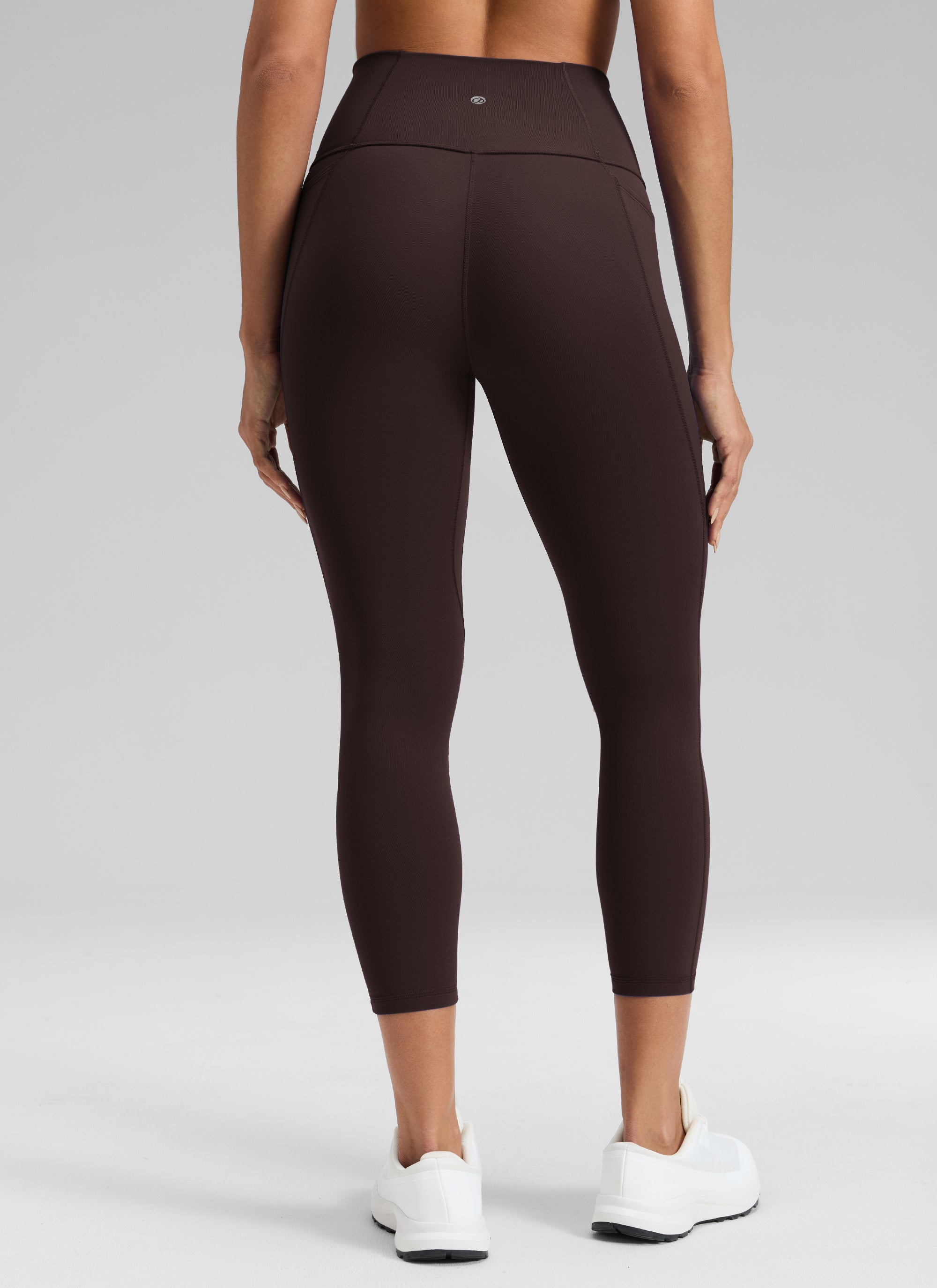 CRZ YOGA Legging Capri Wanita dengan Pinggang Tinggi dan Saku, Model " Butterluxe ", Panjang 23 inci, Warna Cokelat Hot Fudge