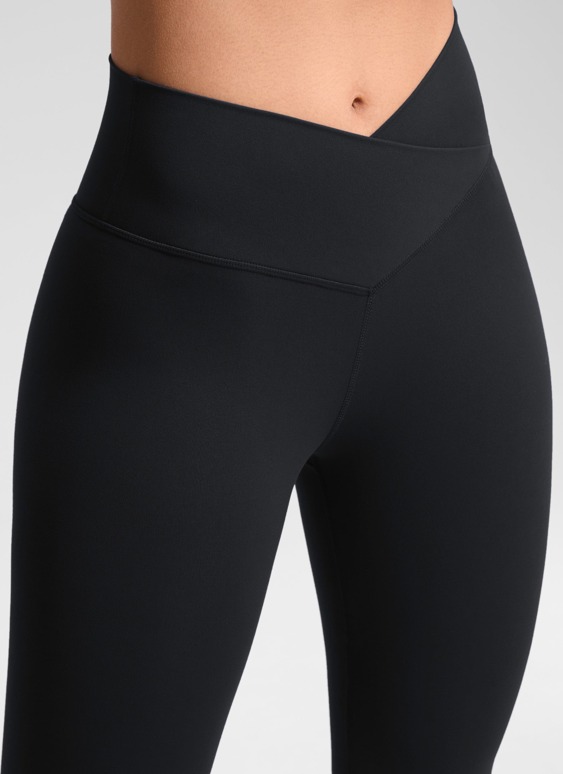 CRZ YOGA Legging Yoga Wanita Model High Rise dengan Desain " Butterluxe " 28'' Pinggang Silang V, Warna Hitam