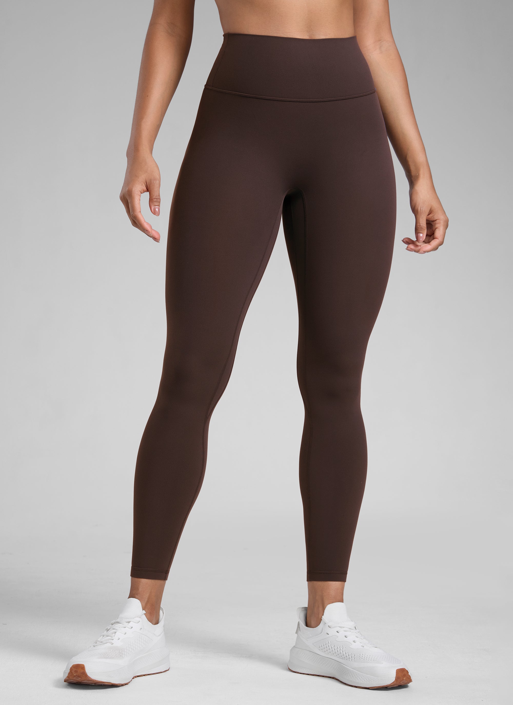 CRZ YOGA Legging Wanita dengan Potongan Tinggi " Butterlift " yang Menonjolkan Bokong, Tanpa Jahitan Depan, Warna Cokelat Hot Fudge