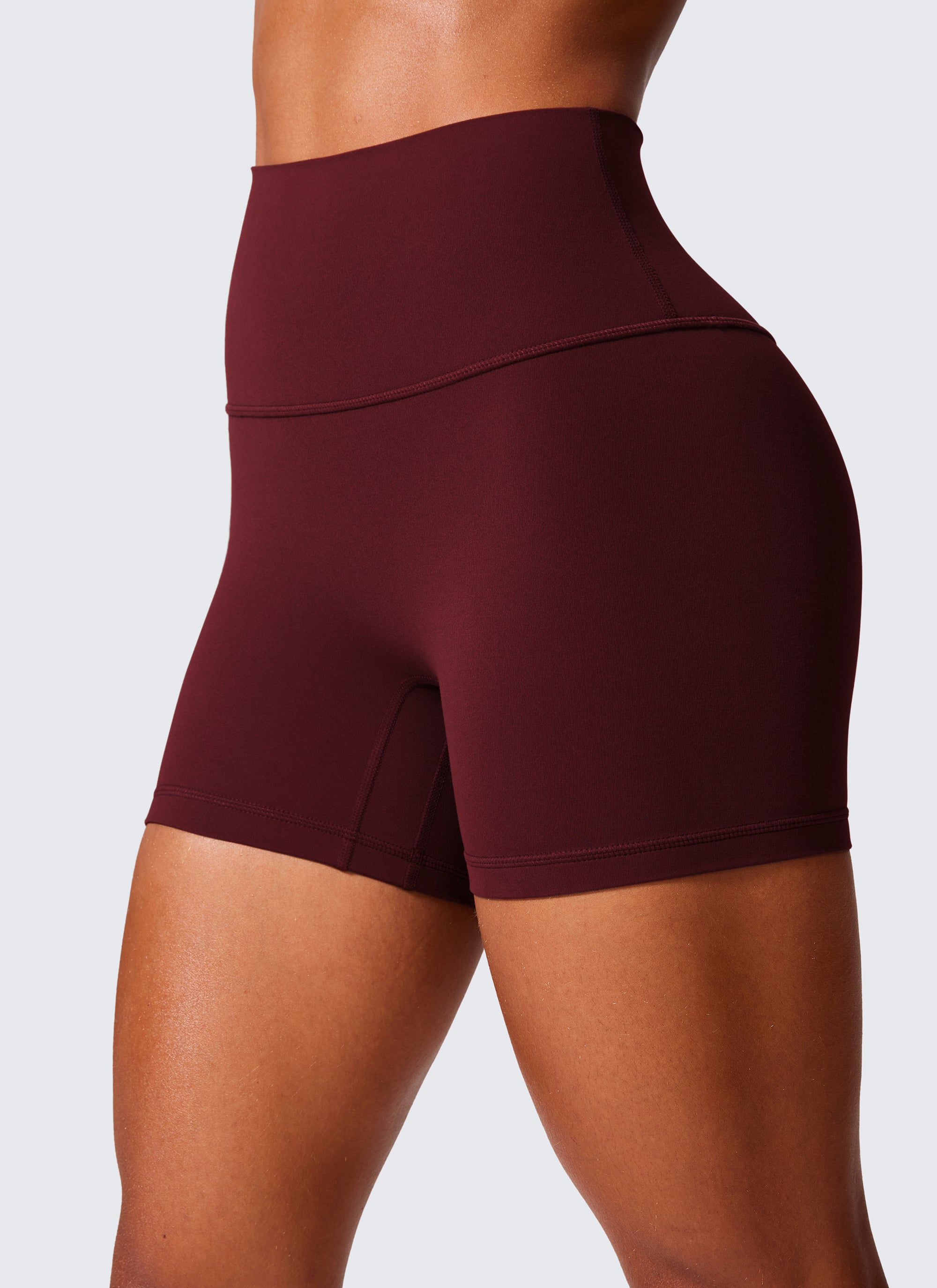 CRZ YOGA Celana Pendek Sepeda Olahraga Wanita " Butterlift " dengan Desain "Scrunch Butt" - Merah Merlot