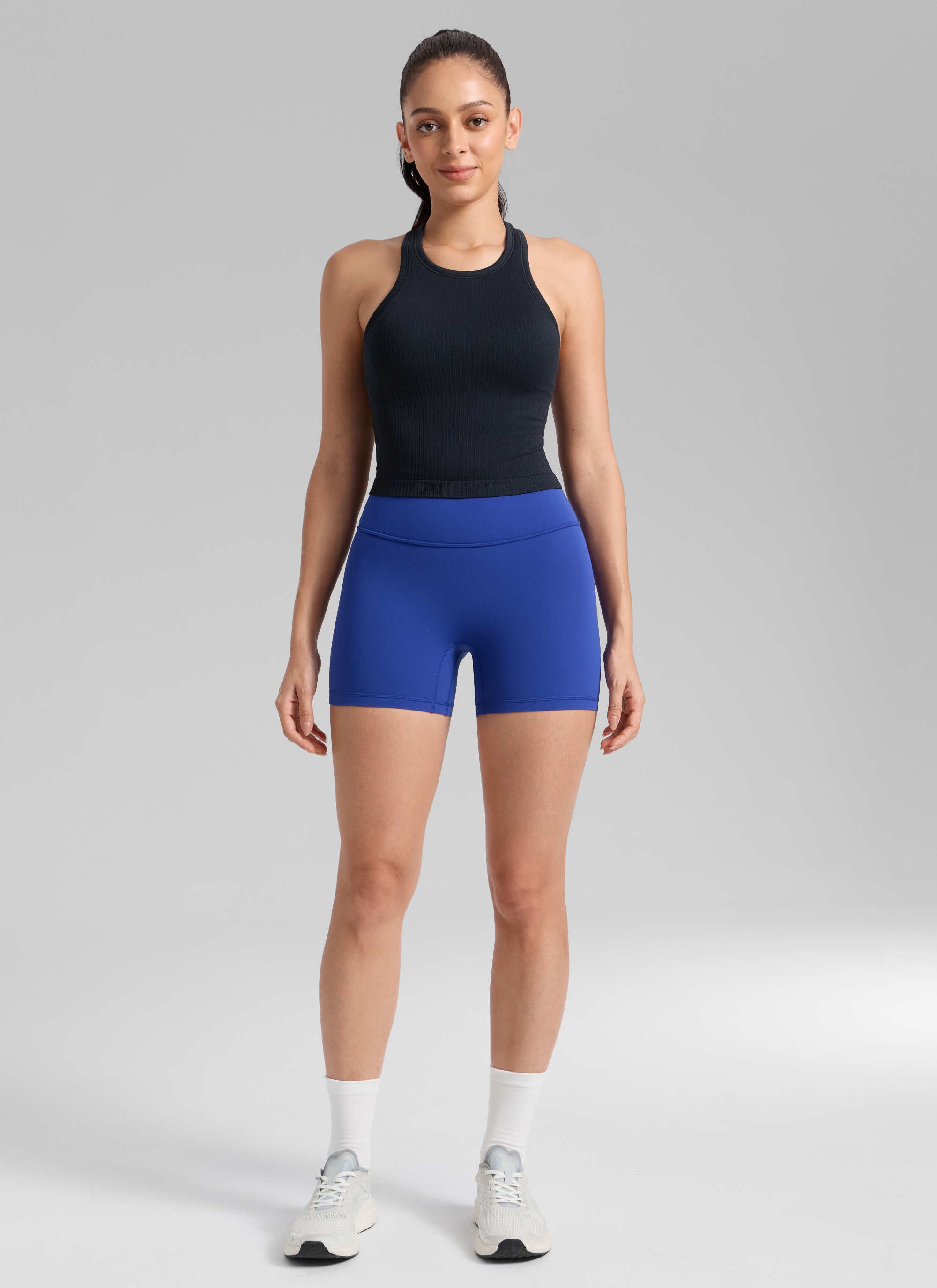 CRZ YOGA Celana Pendek Sepeda Olahraga Wanita " Butterlift " dengan Desain "Scrunch Butt" untuk Latihan Atletik, Motif Gelombang Biru
