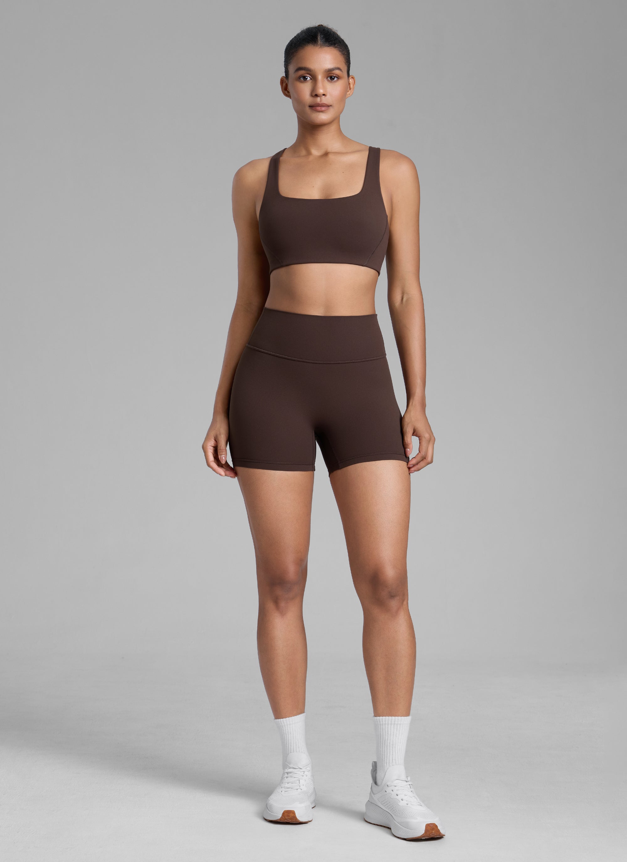 CRZ YOGA Celana Pendek Sepeda Olahraga Wanita " Butterlift " dengan Desain "Scrunch Butt" untuk Latihan Atletik, Warna Hot Fudge Brown