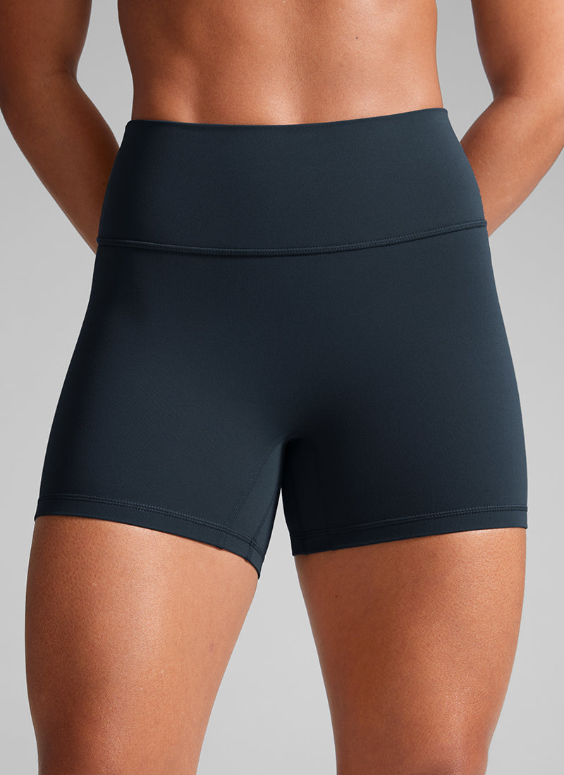 CRZ YOGA Celana Pendek Sepeda Olahraga Wanita " Butterlift " dengan Desain "Scrunch Butt" Warna True Navy
