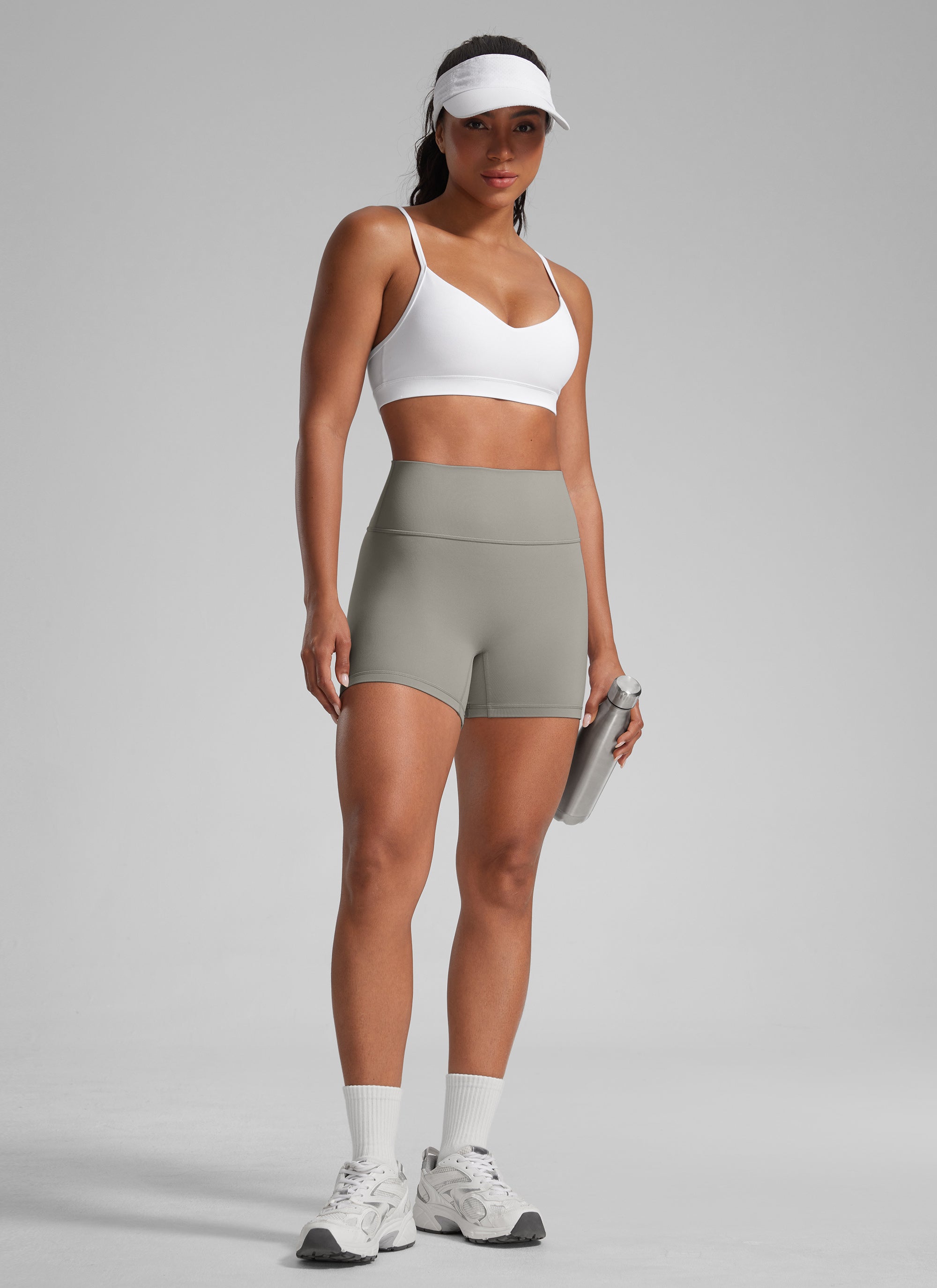 CRZ YOGA Celana Pendek Sepeda Olahraga Wanita " Butterlift " dengan Desain "Scrunch Butt" Warna Rocky Grey