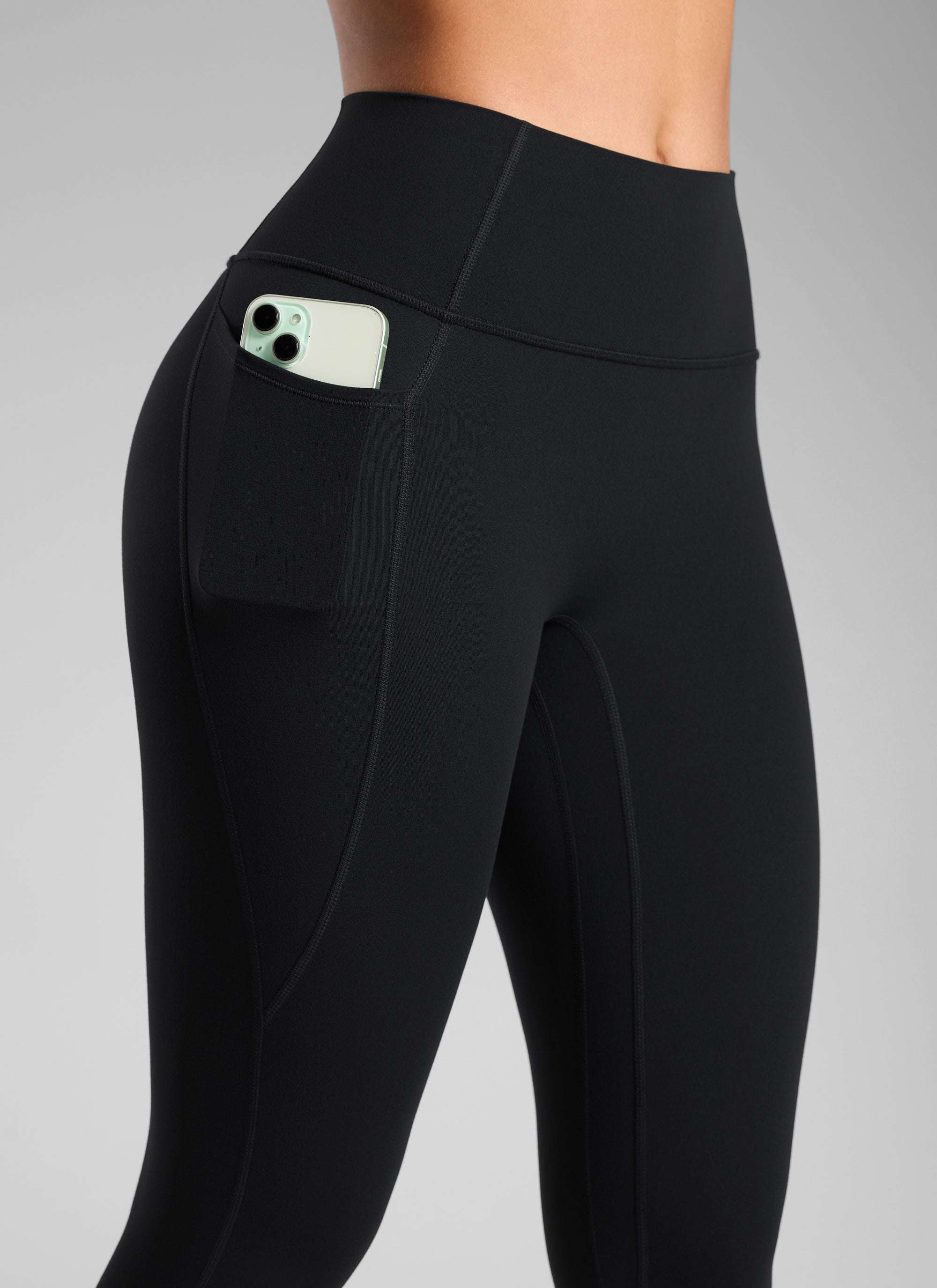 CRZ YOGA Legging Wanita dengan Potongan Tinggi, Tanpa Jahitan Depan, dan Kantong, Model " Butterlift ", Warna Hitam