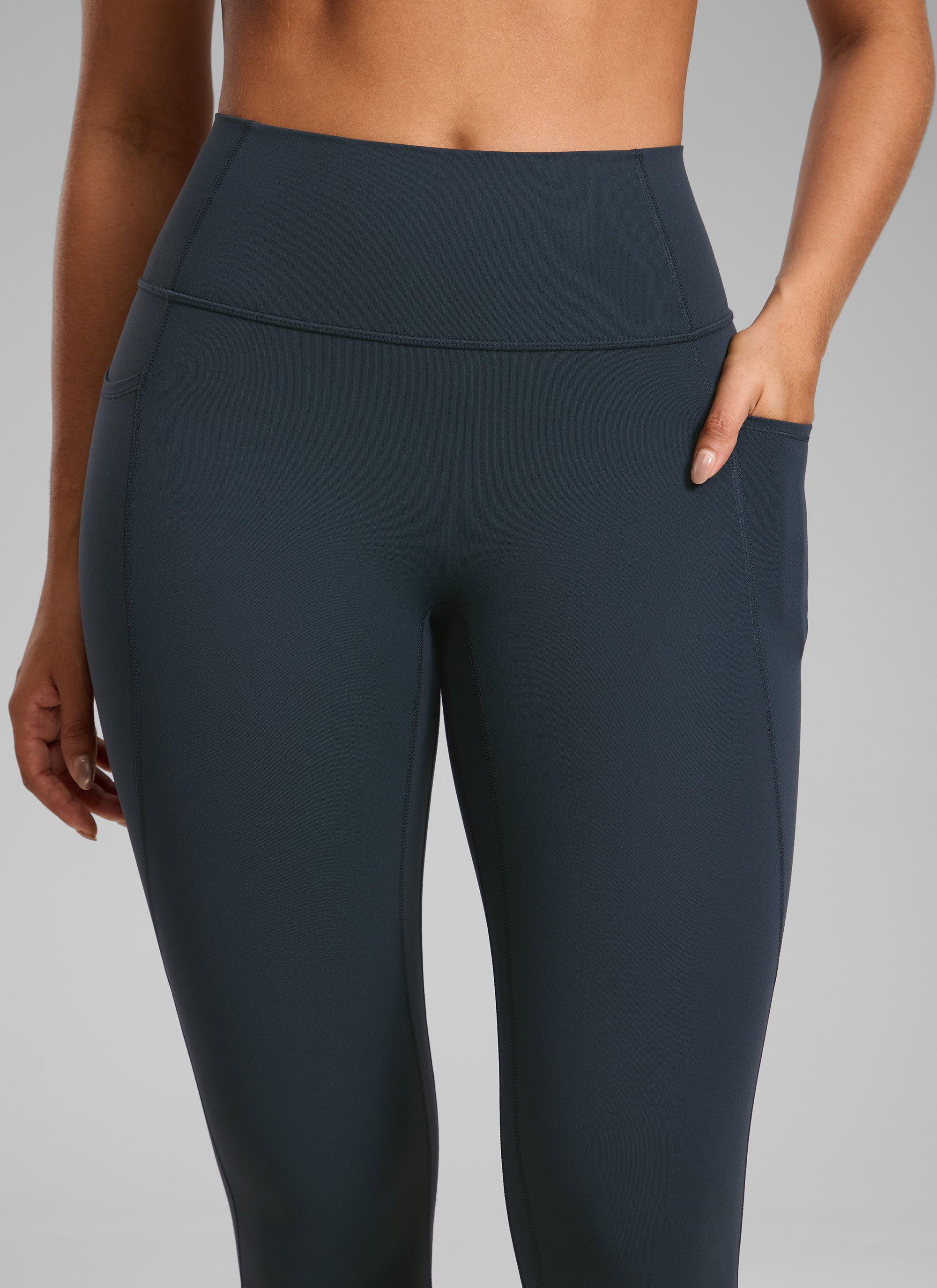 CRZ YOGA Legging Wanita " Butterlift " dengan Pinggang Tinggi, Tanpa Jahitan Depan, dan Kantong, Warna True Navy