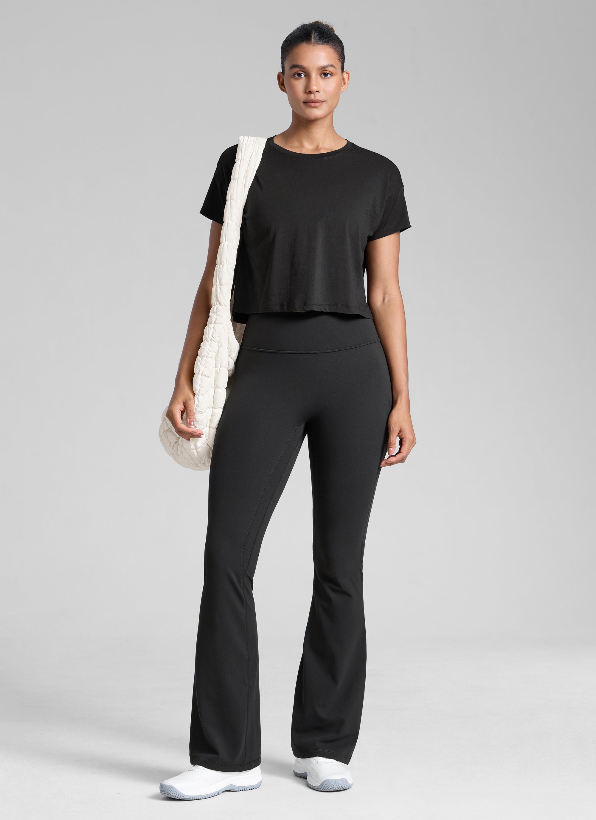 CRZ YOGA Legging Wanita dengan Desain " Butterlift " dan Bagian Belakang yang Dapat Dikerutkan serta Potongan Kaki Melebar 31