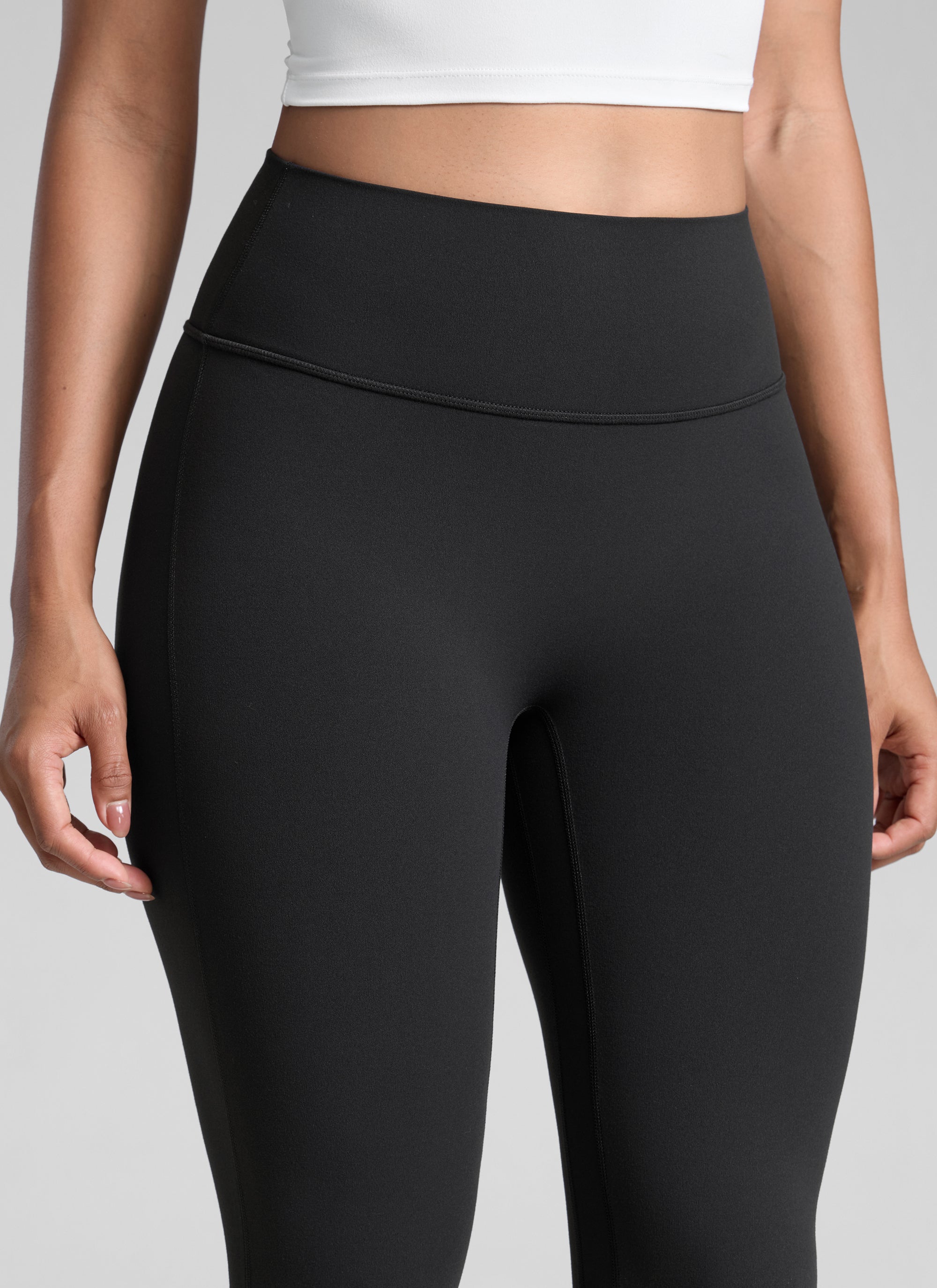 CRZ YOGA Legging Wanita dengan Desain " Butterlift " dan Bagian Belakang yang Dapat Dikerutkan serta Potongan Kaki Melebar 31