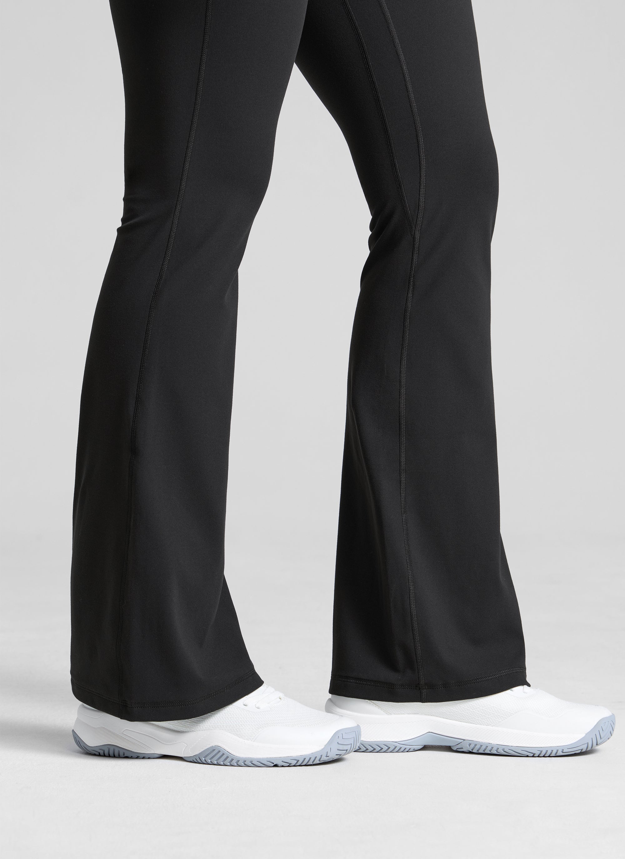 CRZ YOGA Legging Wanita dengan Desain " Butterlift " dan Bagian Belakang yang Dapat Dikerutkan serta Potongan Kaki Melebar 31