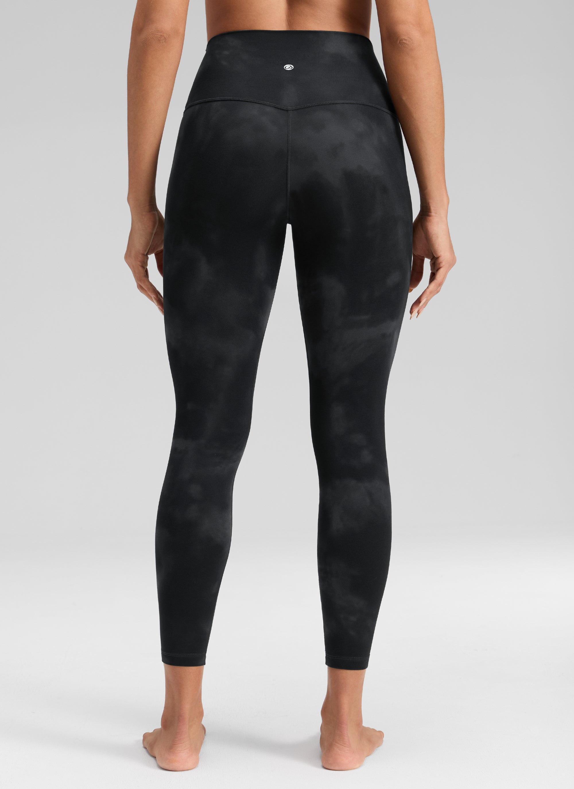 CRZ YOGA Legging Yoga Wanita Model " Butterluxe " dengan Pinggang Tinggi dan Tanpa Jahitan Depan, Panjang 25 inci, Warna Hitam dengan Motif Tie-Dye Bunga
