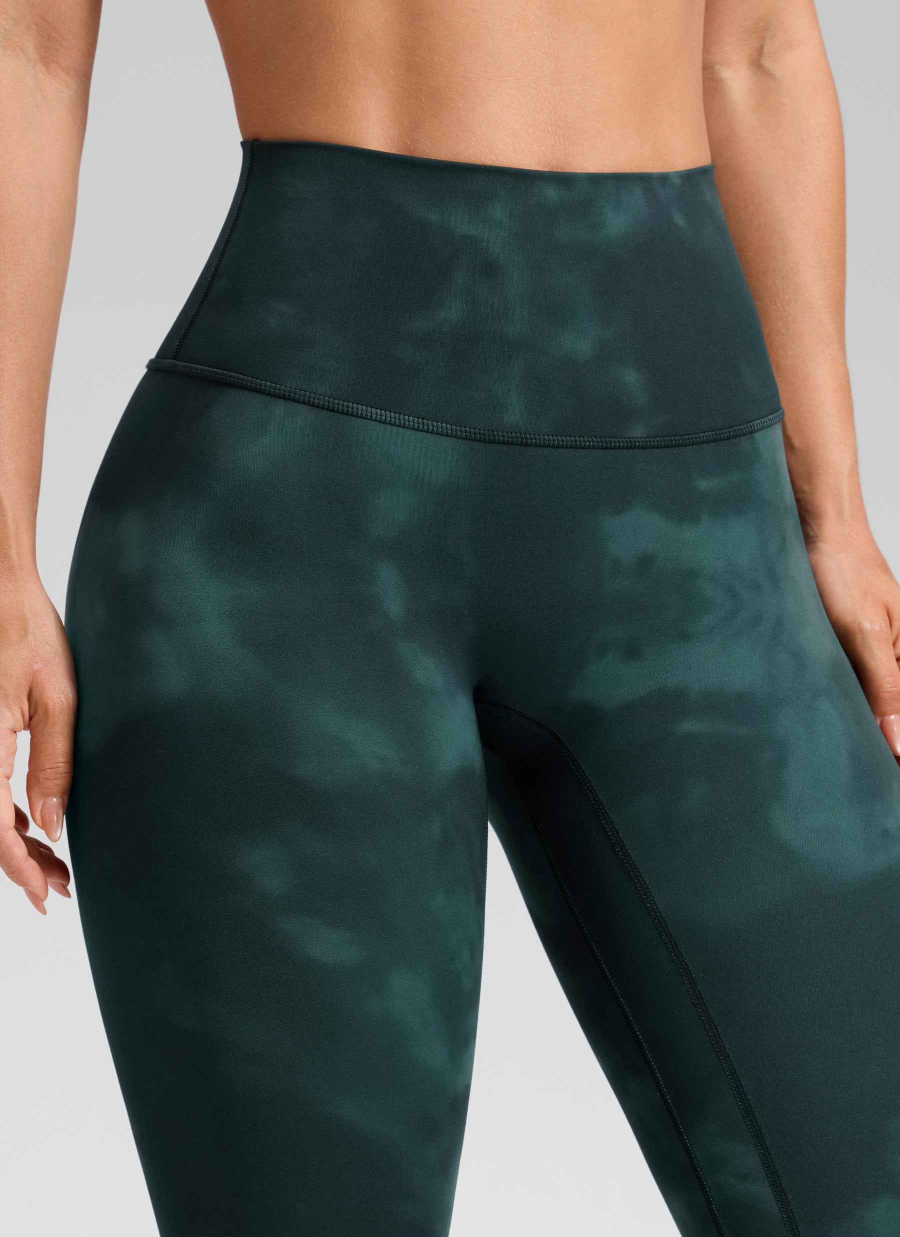 CRZ YOGA Legging Yoga Wanita Model " Butterluxe " dengan Pinggang Tinggi dan Tanpa Jahitan Depan, Panjang 25 inci, Warna Hijau Zamrud dengan Motif Bunga Tie-Dye