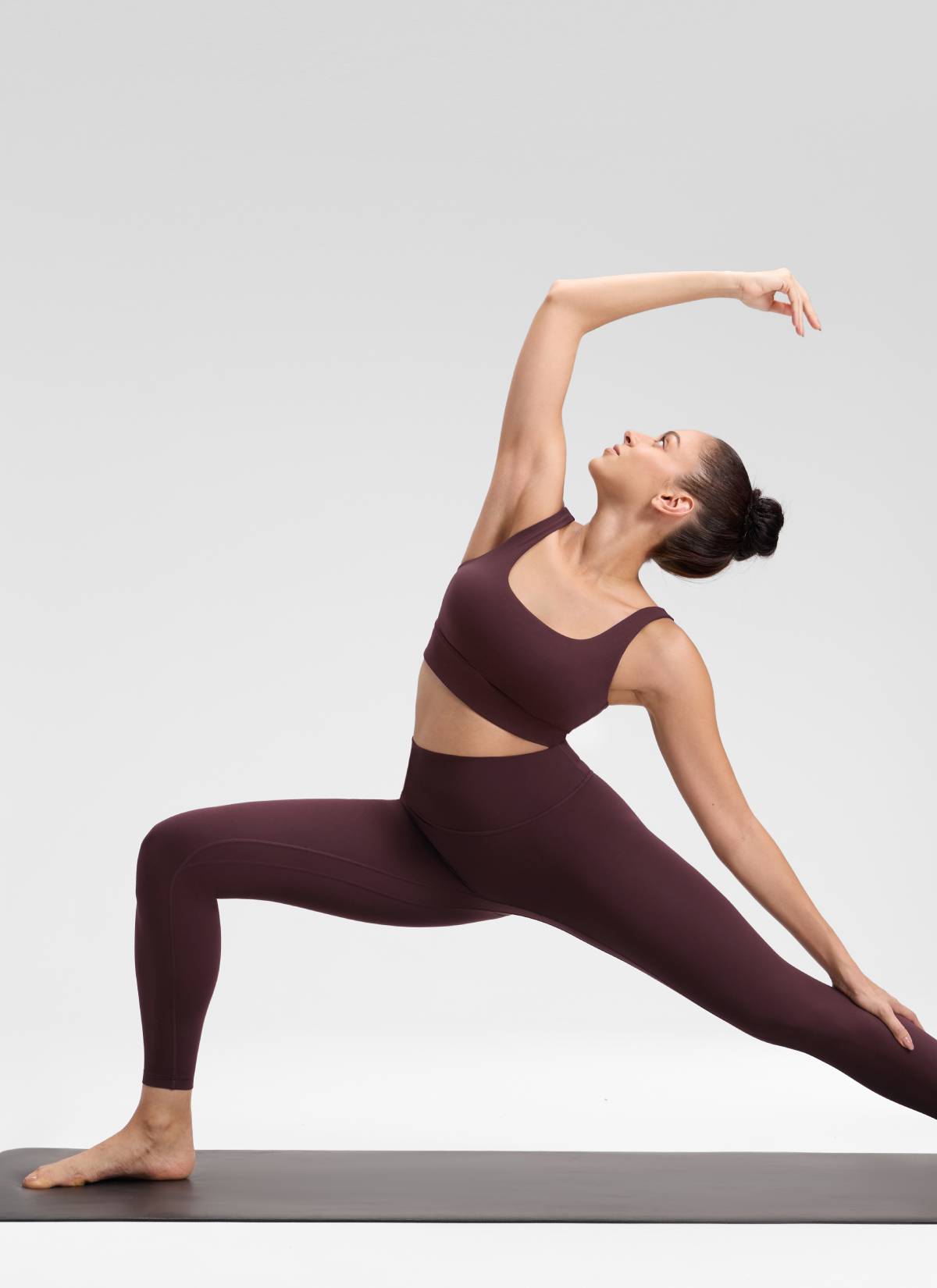 CRZ YOGA Legging Yoga Wanita " Butterluxe " dengan Pinggang Tinggi dan Tanpa Jahitan Depan, Panjang 25 inci, Warna Ripe Plum