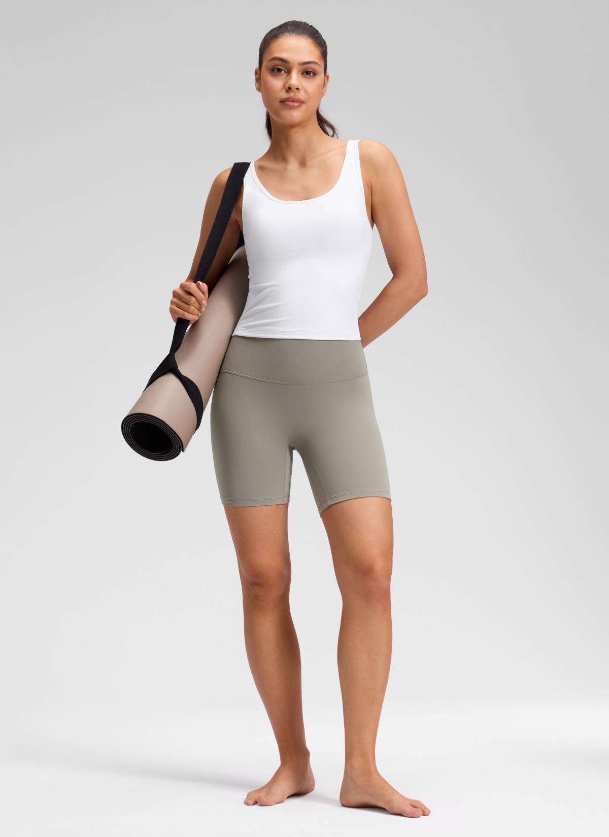 CRZ YOGA Celana Pendek Yoga Wanita " Butterluxe " dengan Pinggang Tinggi dan Tanpa Jahitan Depan, Ukuran 6