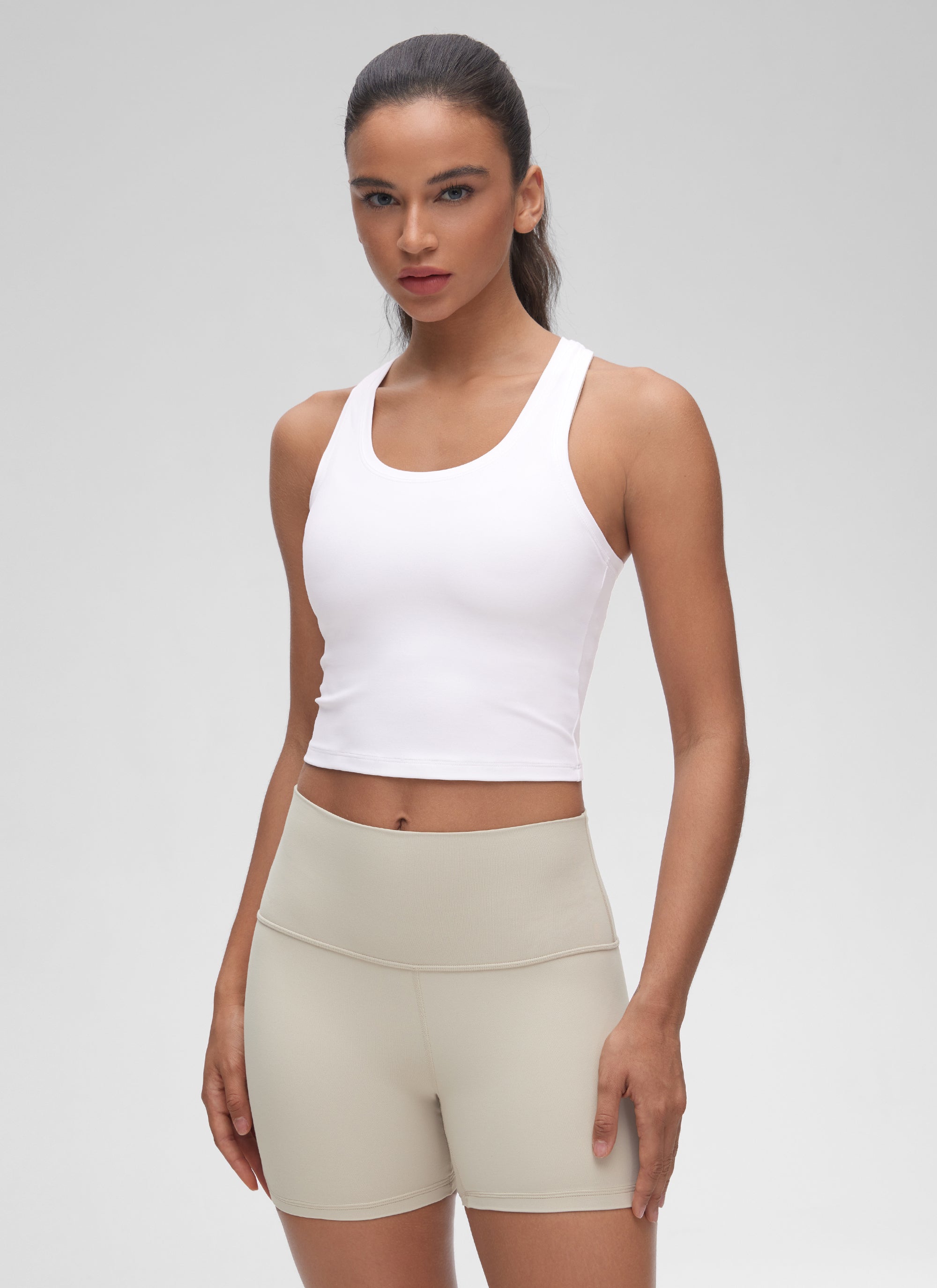 CRZ YOGA Kaos Tanktop Yoga Wanita " Butterluxe " dengan Leher Bulat, Punggung Racerback, dan Potongan Pendek, Warna Putih