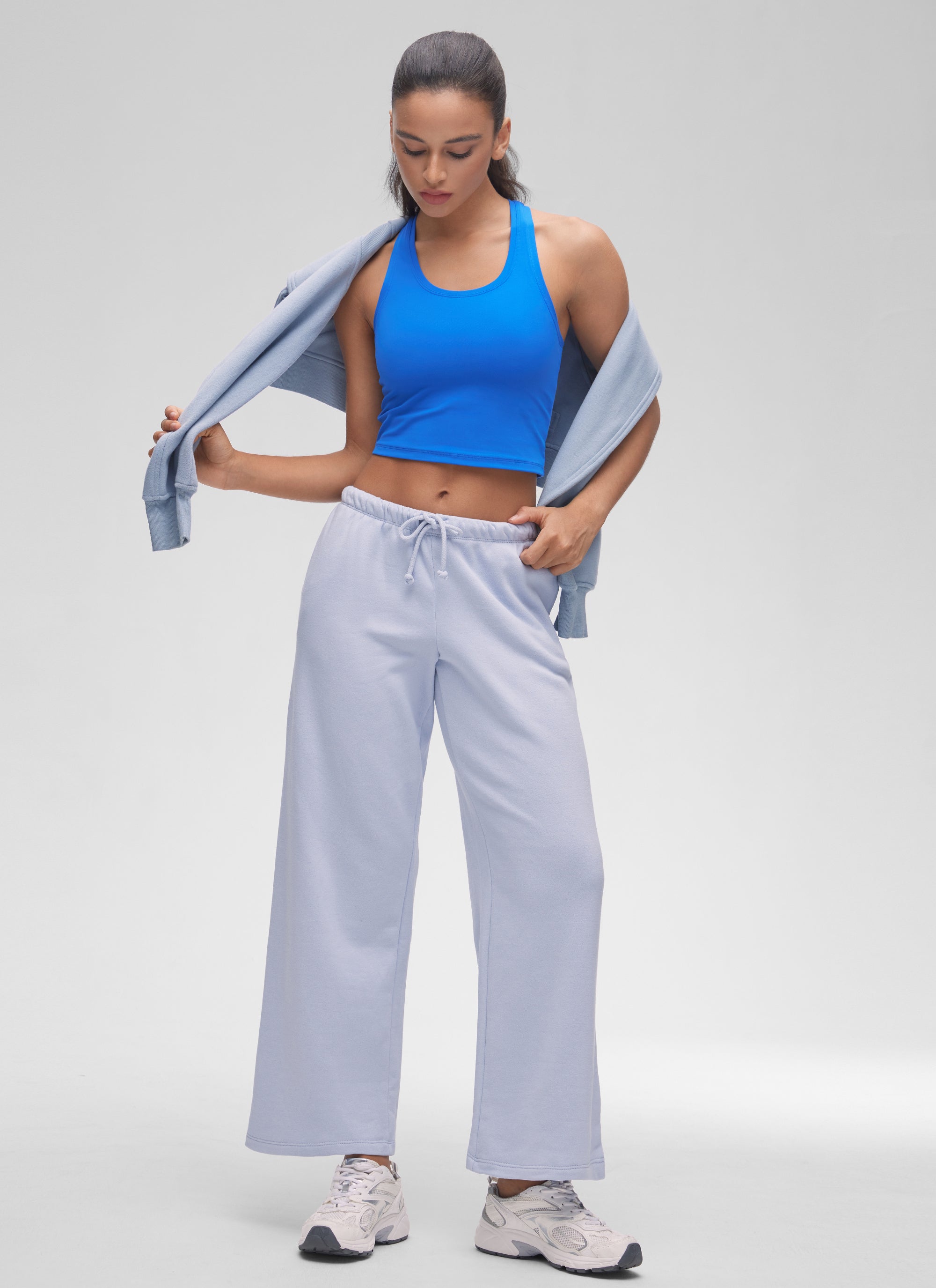 CRZ YOGA Tank Top Yoga Santai Pendek untuk Wanita dengan Leher Bulat dan Punggung Racerback, Motif " Butterluxe ", Warna Sparkle Blue
