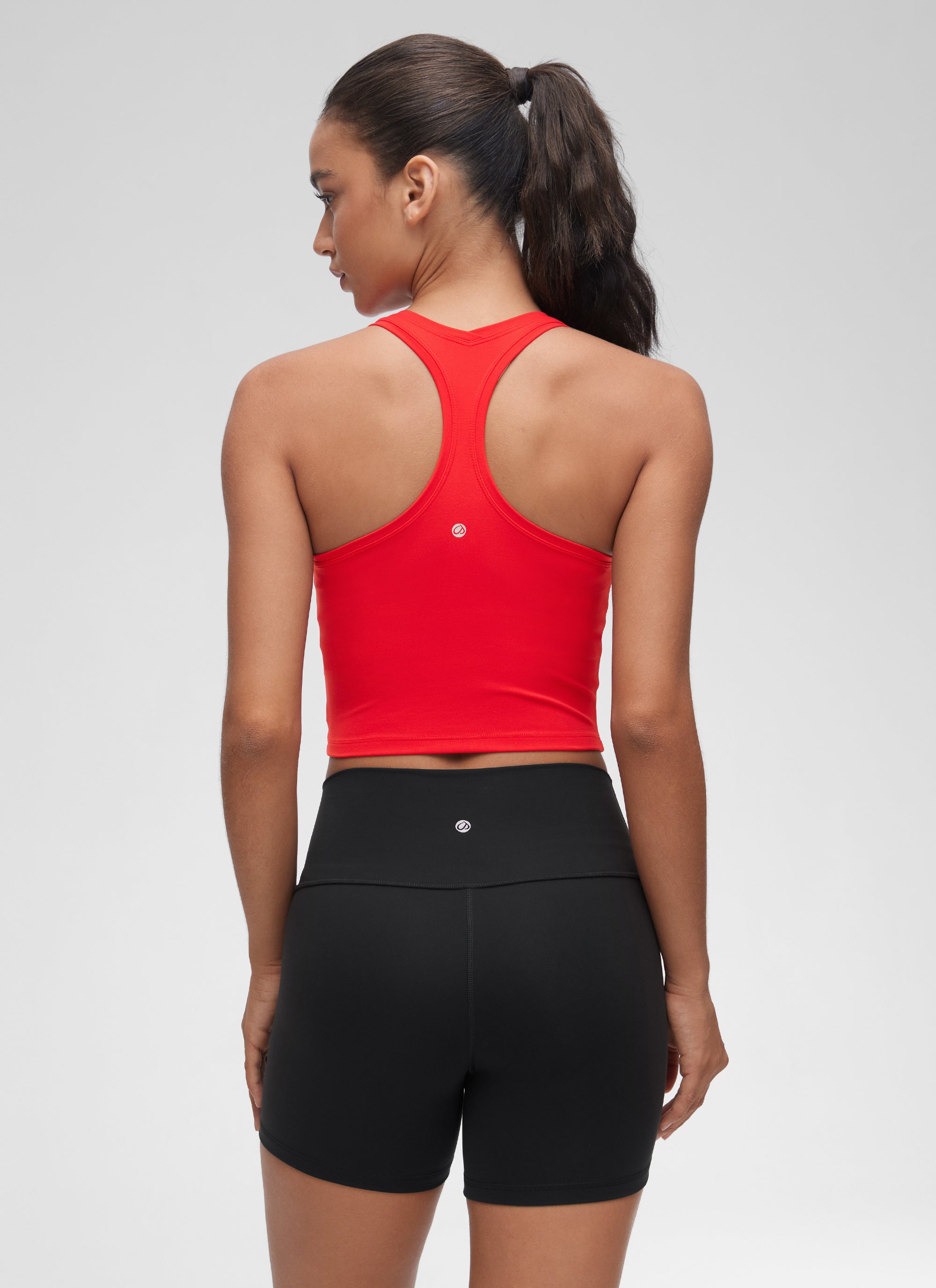 CRZ YOGA Kaos Tank Yoga Wanita " Butterluxe " dengan Leher Bulat, Punggung Racerback, dan Potongan Pendek, Warna Merah Tua