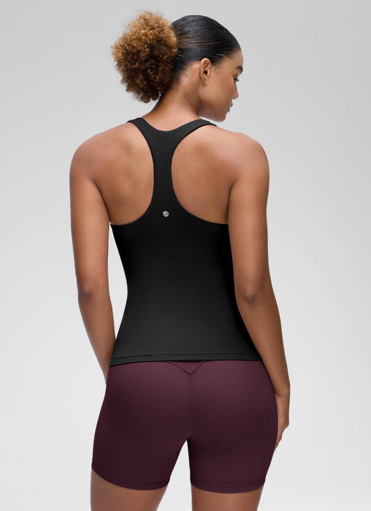 CRZ YOGA Atasan Yoga Wanita Model Ketat Butterluxe Tank Top dengan Bra Terintegrasi, Warna Hitam