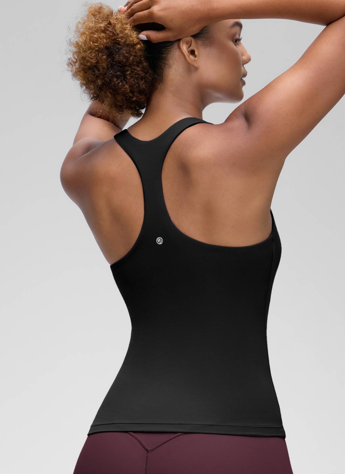 CRZ YOGA Atasan Yoga Wanita Model Ketat Butterluxe Tank Top dengan Bra Terintegrasi, Warna Hitam