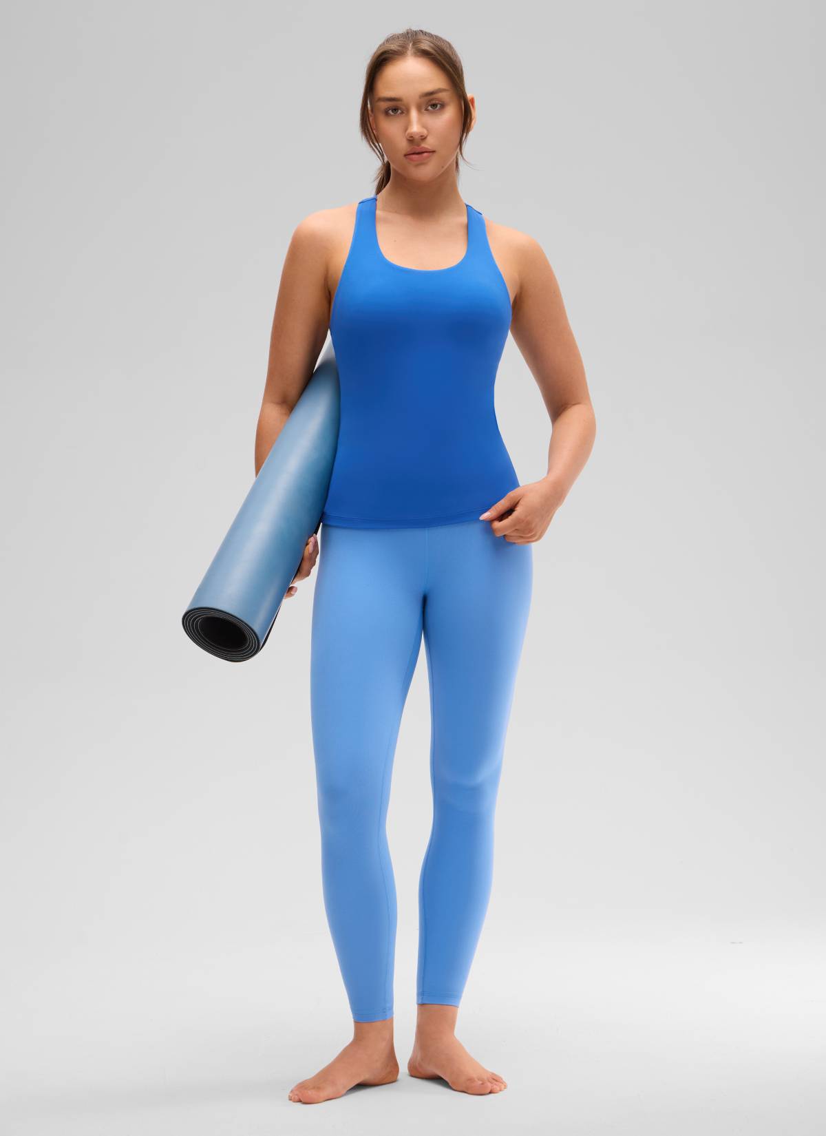 CRZ YOGA Atasan Yoga Wanita Model Ketat Butterluxe Tank Top dengan Bra Terintegrasi Warna Biru Berkilau