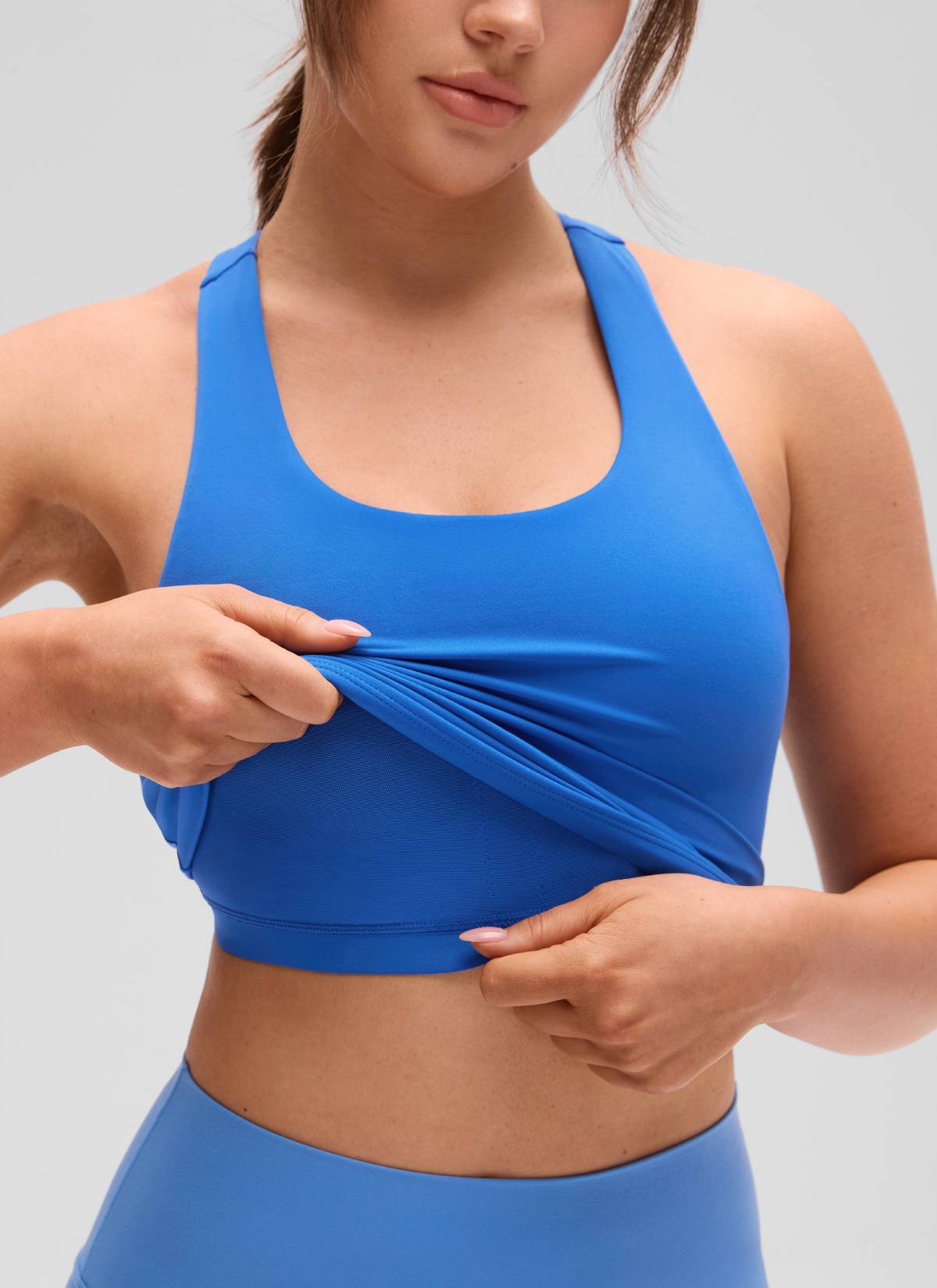CRZ YOGA Atasan Yoga Wanita Model Ketat Butterluxe Tank Top dengan Bra Terintegrasi Warna Biru Berkilau