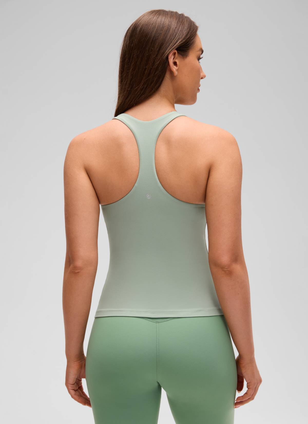 CRZ YOGA Atasan Yoga Wanita Model Ketat Butterluxe Tank Top dengan Bra Terintegrasi Warna Hijau Palm Court