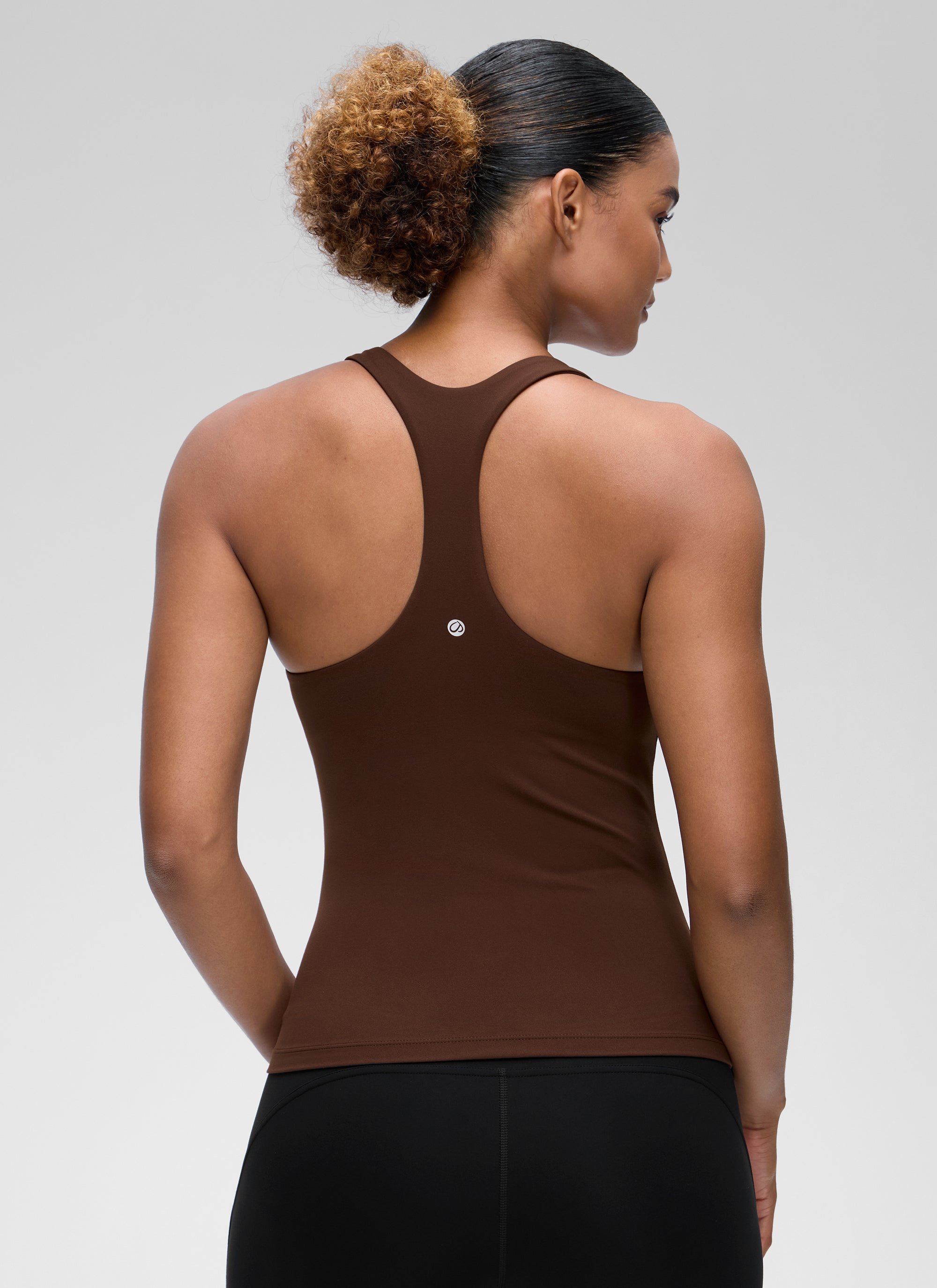 CRZ YOGA Atasan Yoga Wanita Model Ketat Butterluxe Tank Top dengan Bra Terintegrasi Warna Lava Brown