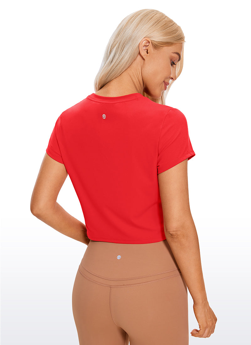 CRZ YOGA Atasan Yoga Wanita Model Klasik Butterluxe Lengan Pendek dan Potongan Pendek, Warna Merah Tua