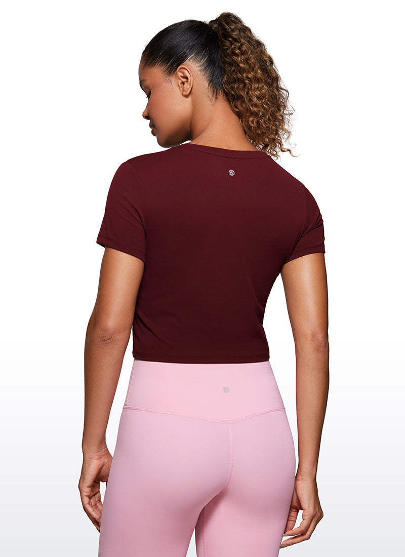 CRZ YOGA Atasan Yoga Classic Fit Butterluxe Lengan Pendek Crop Wanita Red Merlot